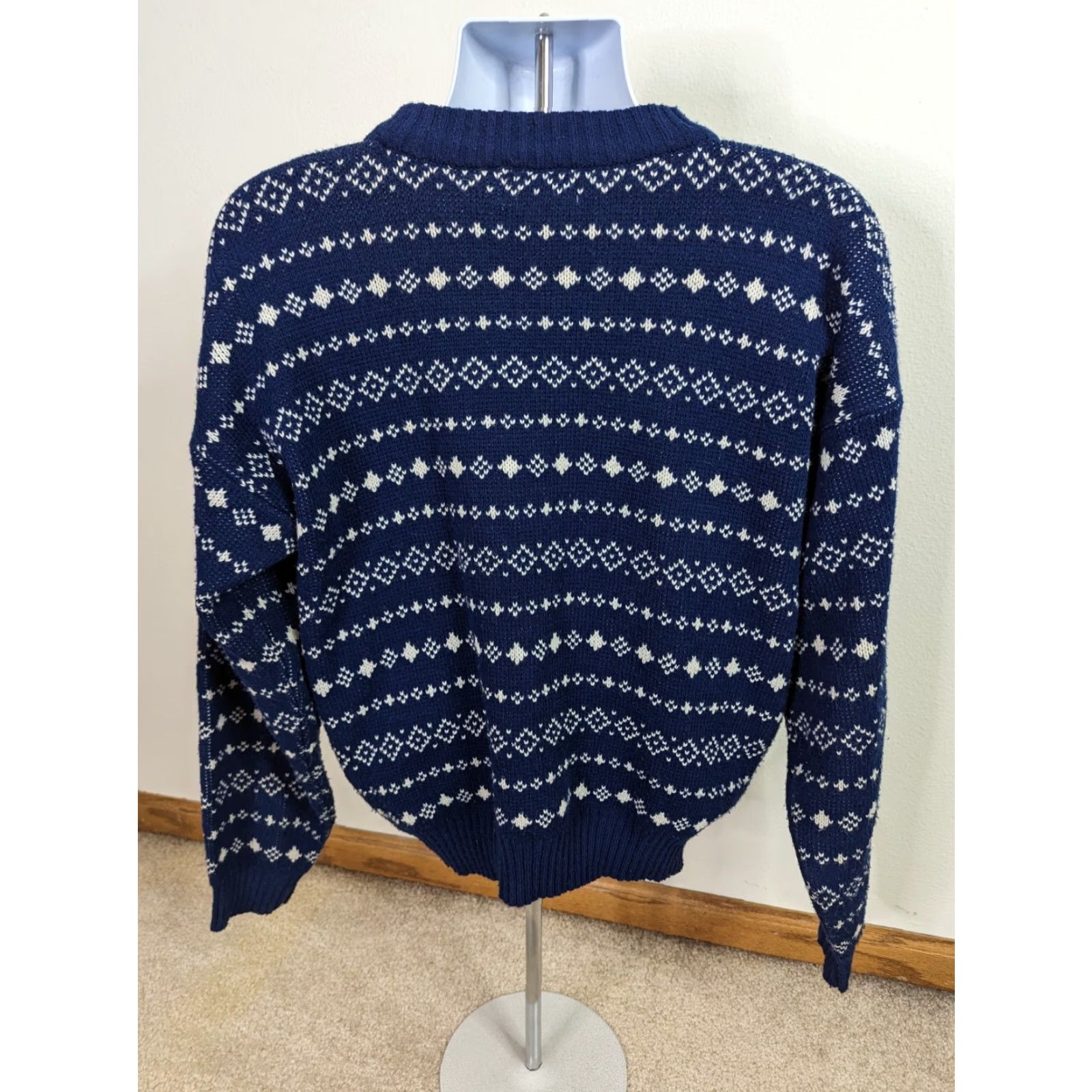Vintage VINTAGE The Men's Store Sweater Shirt Mens Medium Blue Fair Isle Crewneck Pullover S11 Size US M / EU 48-50 / 2 - 3 Thumbnail