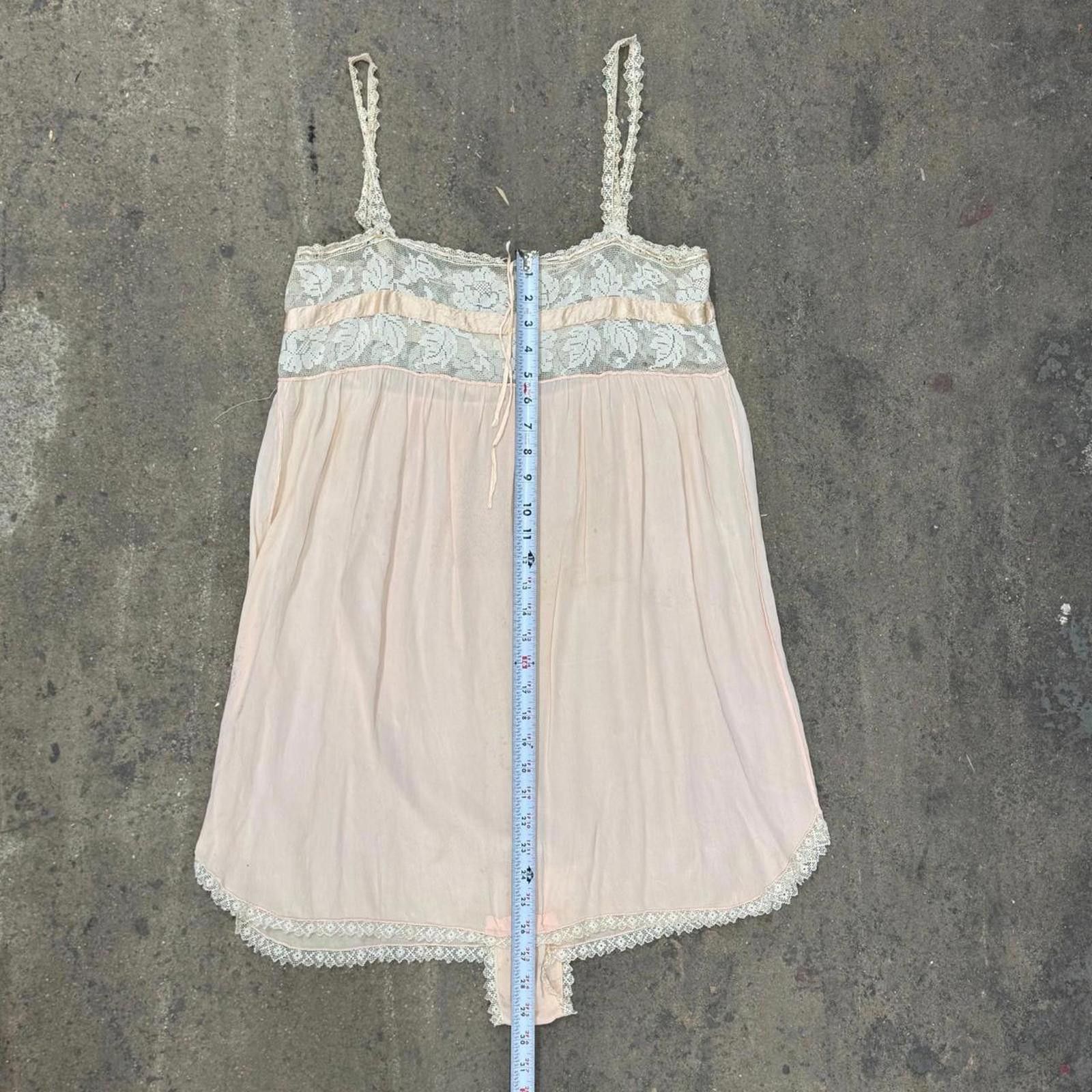 Other Antique 20s Pink Silk & Filet Lace Step-In Lingerie Teddy Size ONE SIZE - 8 Thumbnail