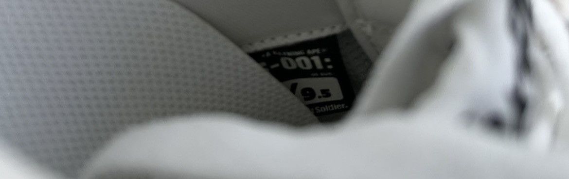 Bape VERY RARE OG 2005 A BATHING APE X KAWS BAPESTA Size US 9.5 / EU 42-43 - 8 Thumbnail