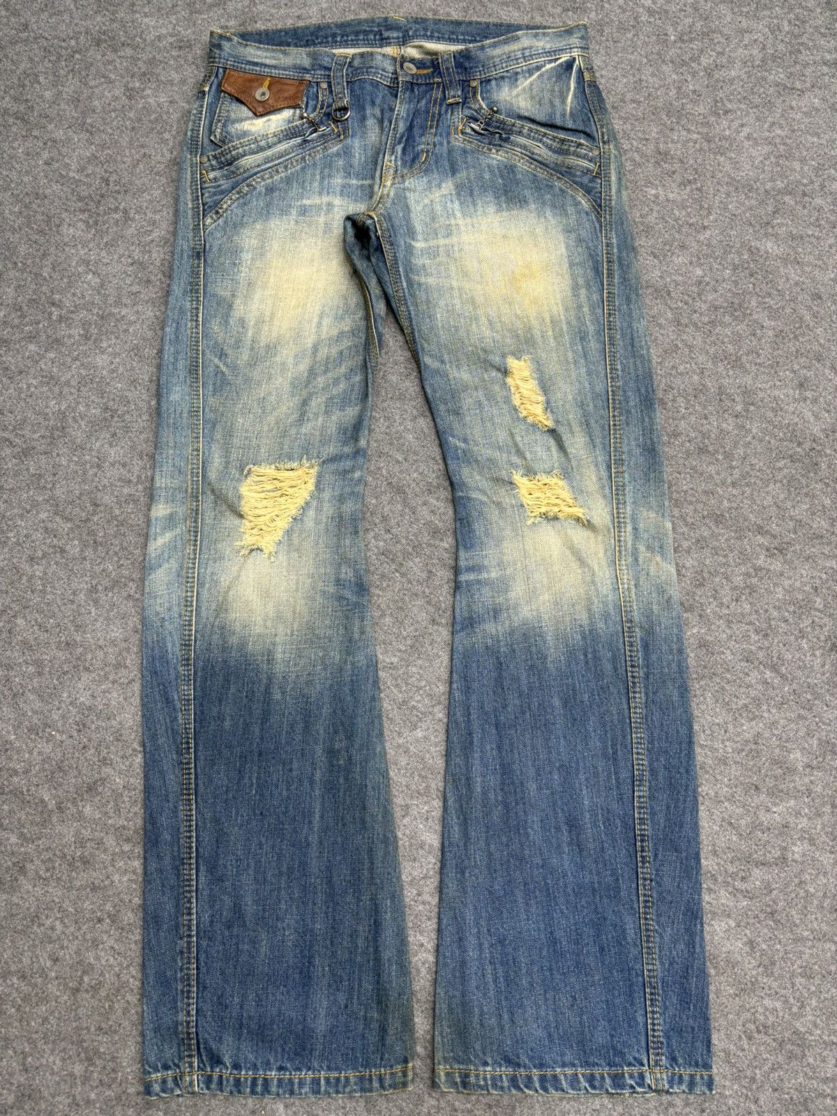 Japanese Brand 💥Japan Style Flare💥Hideaways Curve Distressed Denim F582 Size US 33 - 25 Thumbnail