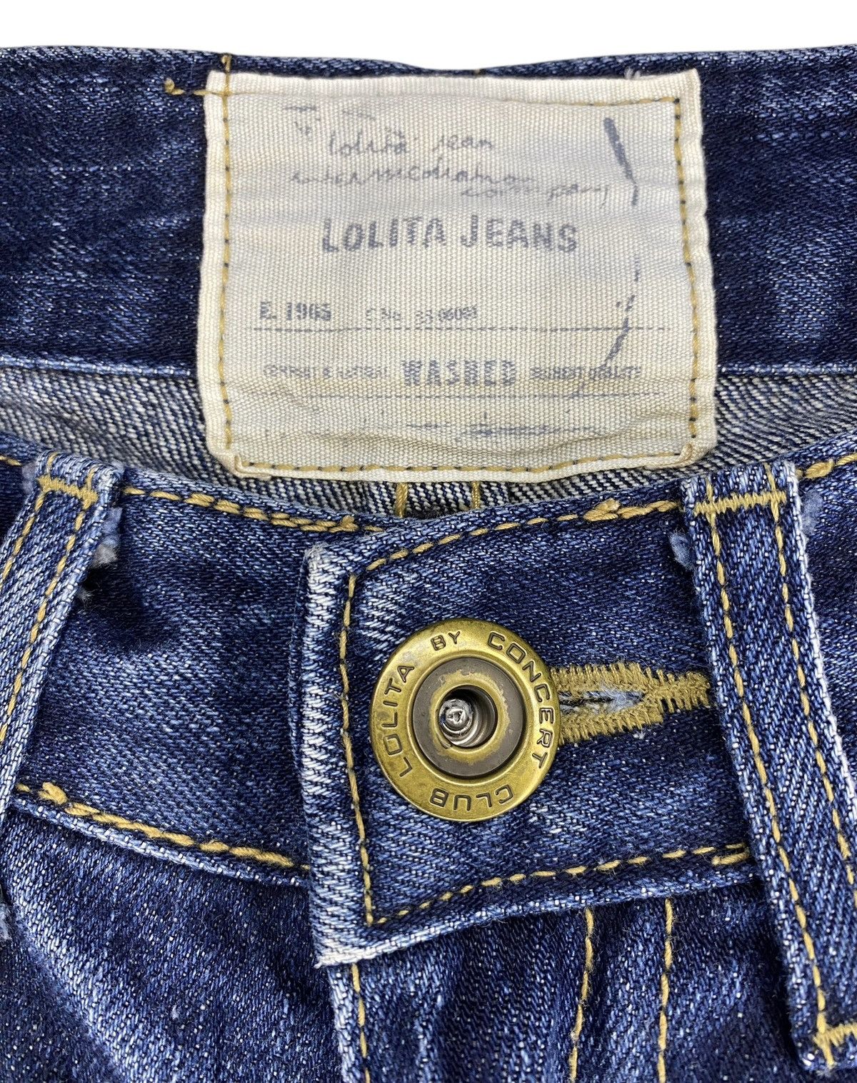 Japanese Brand Distressed Yoshitomo Nara x Lolita Jeans Size US 29 - 9 Thumbnail
