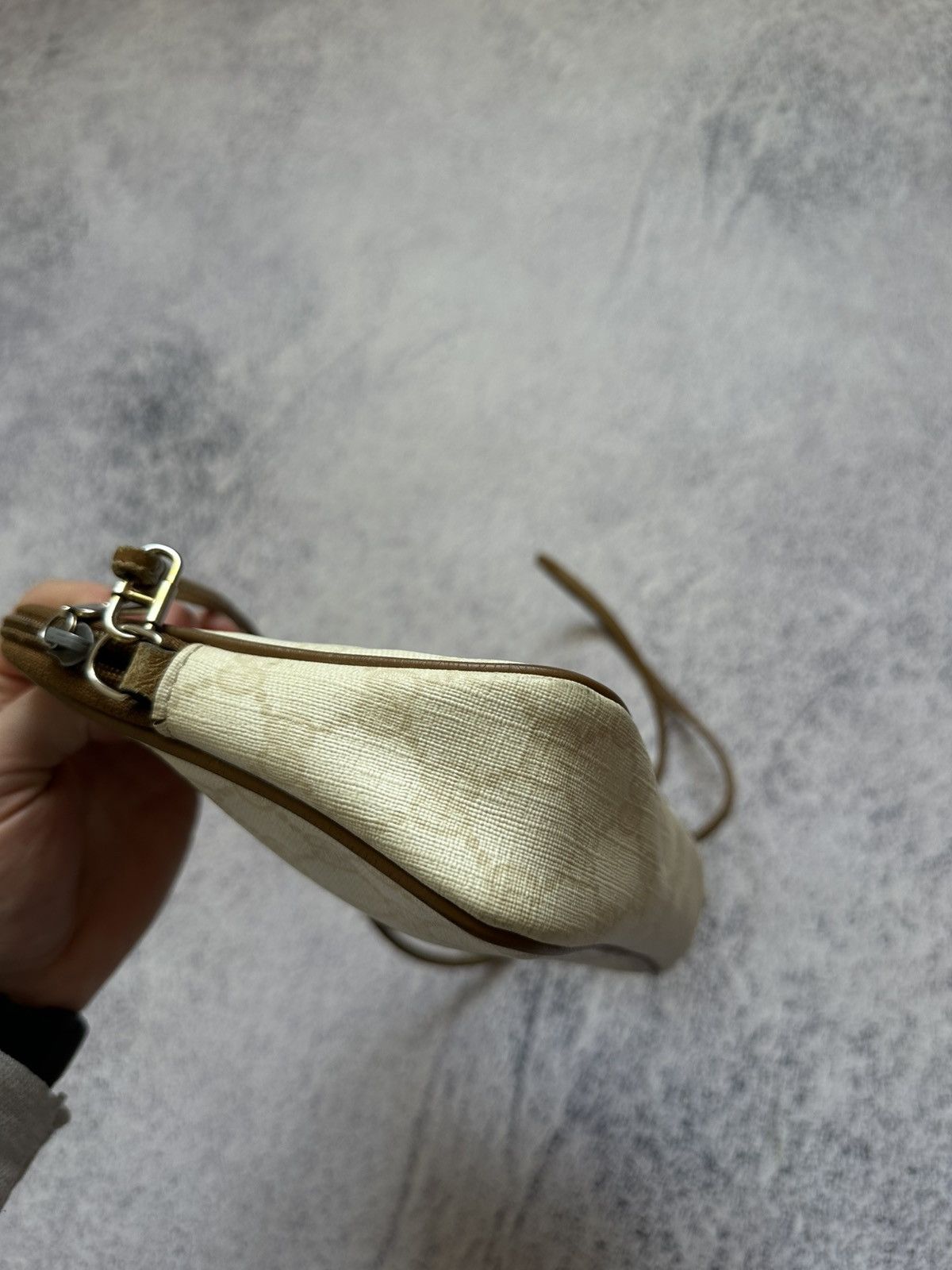 Gucci 80’s GUCCI GG Supreme Coated Canvas Zip Crossbody Bag Size ONE SIZE - 10 Thumbnail