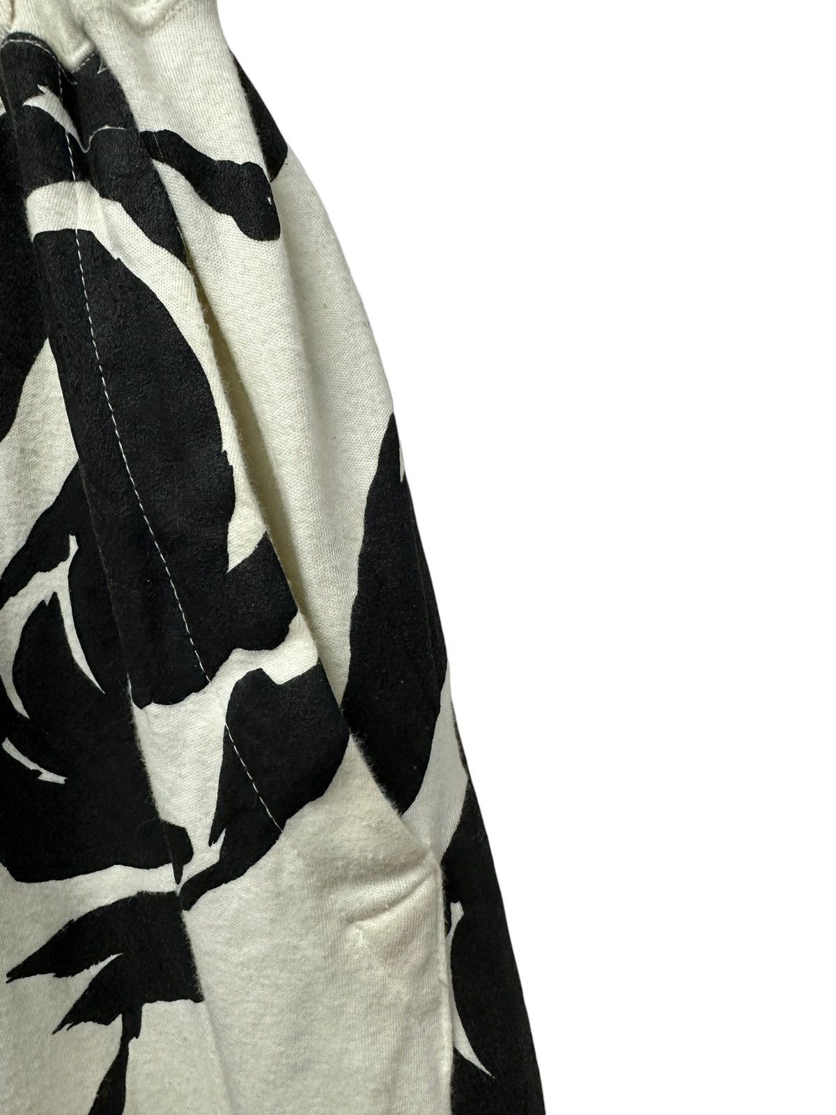 Issey Miyake 💥80’s Vintage Issey Miyake Printed Sweatpants Size US 28 / EU 44 - 16 Thumbnail