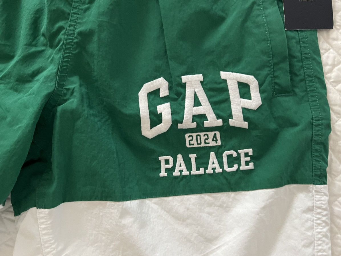 Gap Palace x Gap Boardshort in Bright White (u0026 Green) Sz Medium | Grailed