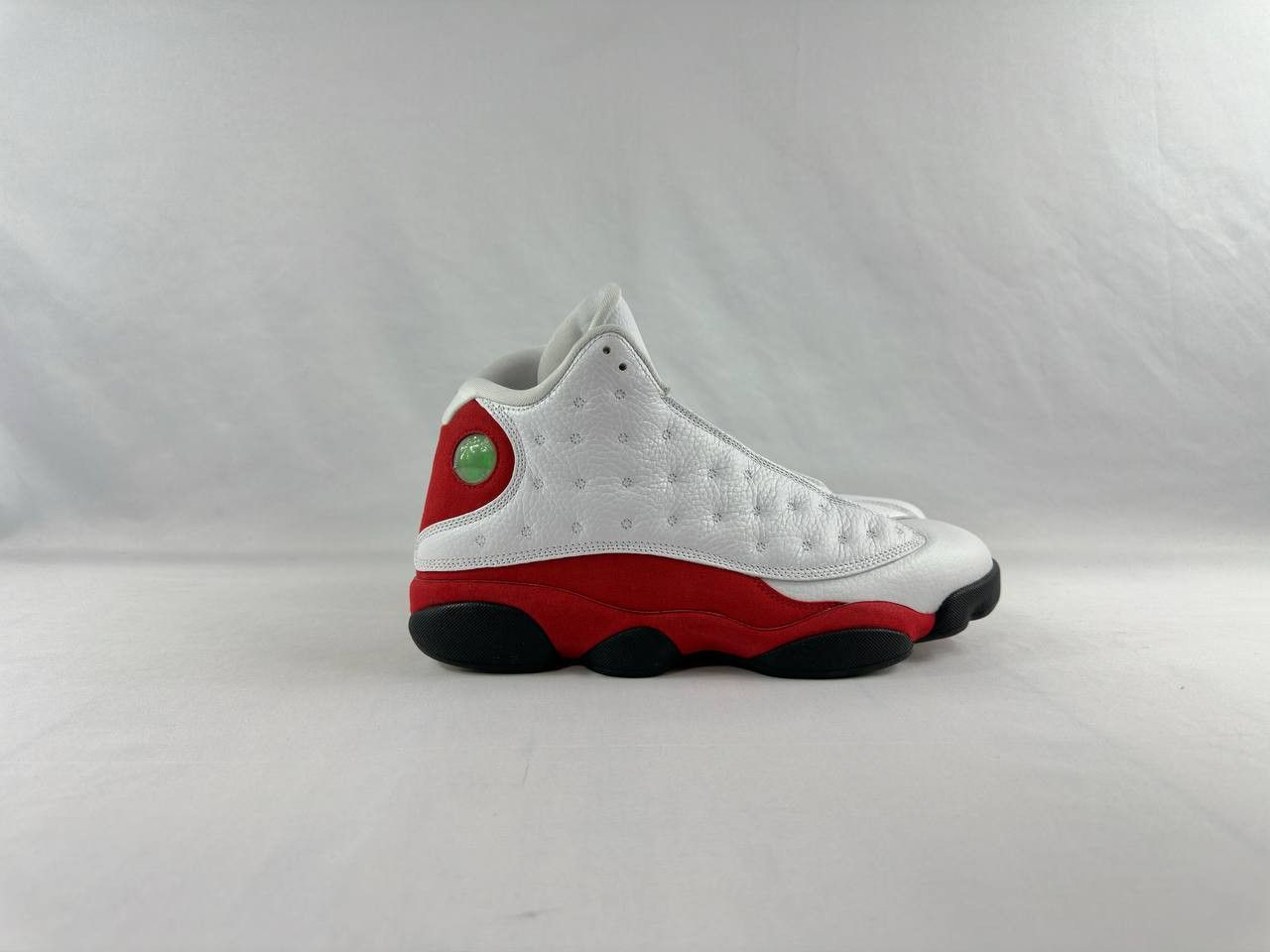 Nike Nike Air Jordan 13 Retro 'Chicago' 2017 414571-122 Size US 10.5 / EU 43-44 - 1 Thumbnail