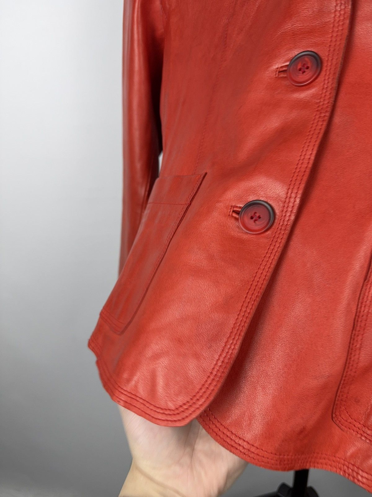 Genuine Leather Vintage Avant Garde Red Leather Blazer Jacket 90s Italian Size S / US 4 / IT 40 - 5 Thumbnail