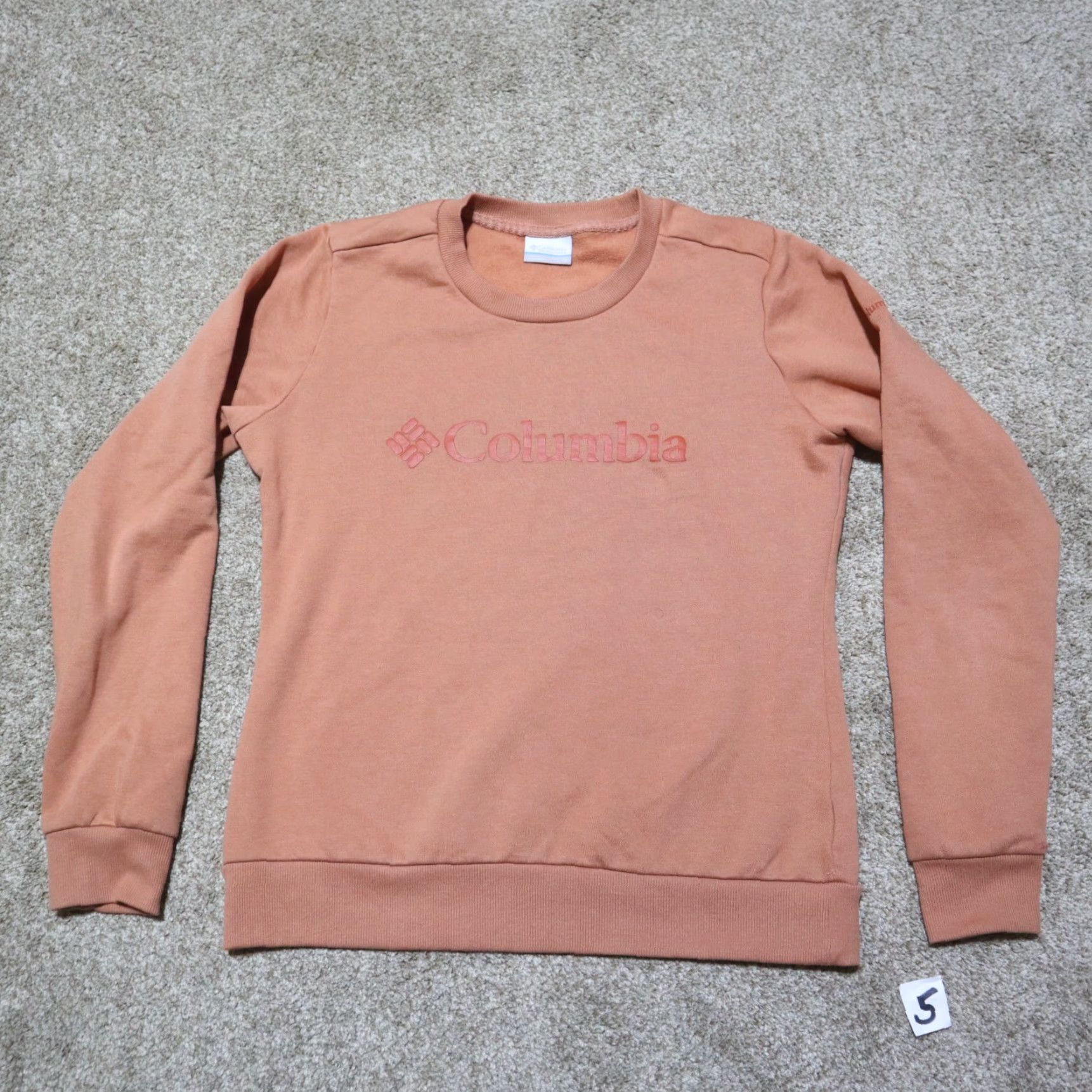 Vintage VINTAGE Columbia Pullover Sweater Adult Women's S Coral 90s Fashion Soccer Fan Gift Size S / US 4 / IT 40 - 2 Thumbnail