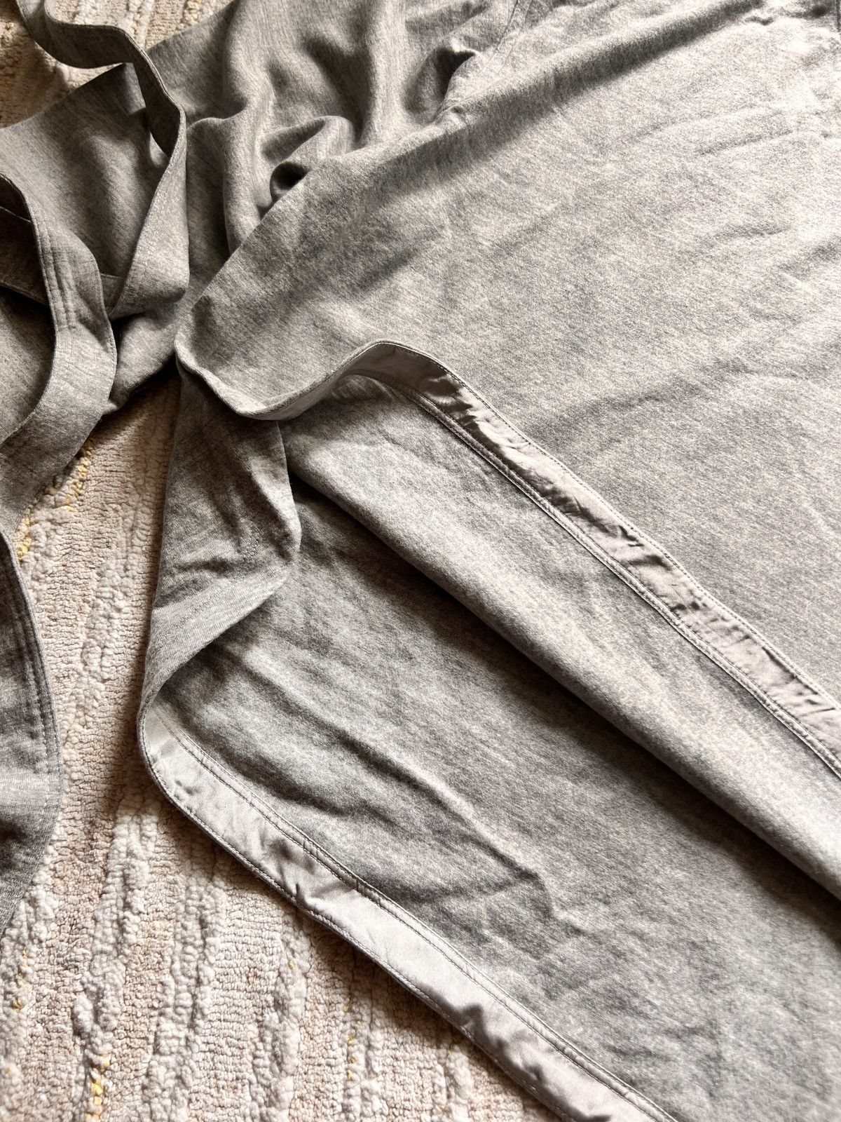 Helmut Lang Helmut Lang Long Sleeve Wide Neck Muslin Bondage Tshirt Size S / US 4 / IT 40 - 10 Thumbnail