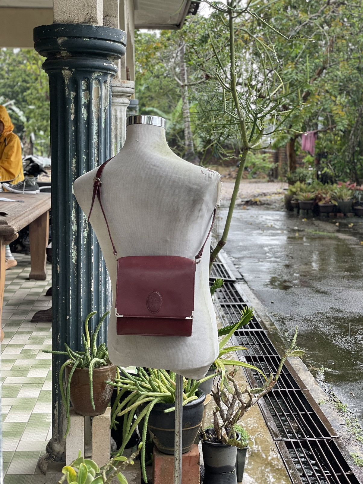 Cartier × Vintage Vintage les must de Cartier Shoulder Bag Size ONE SIZE - 1 Thumbnail