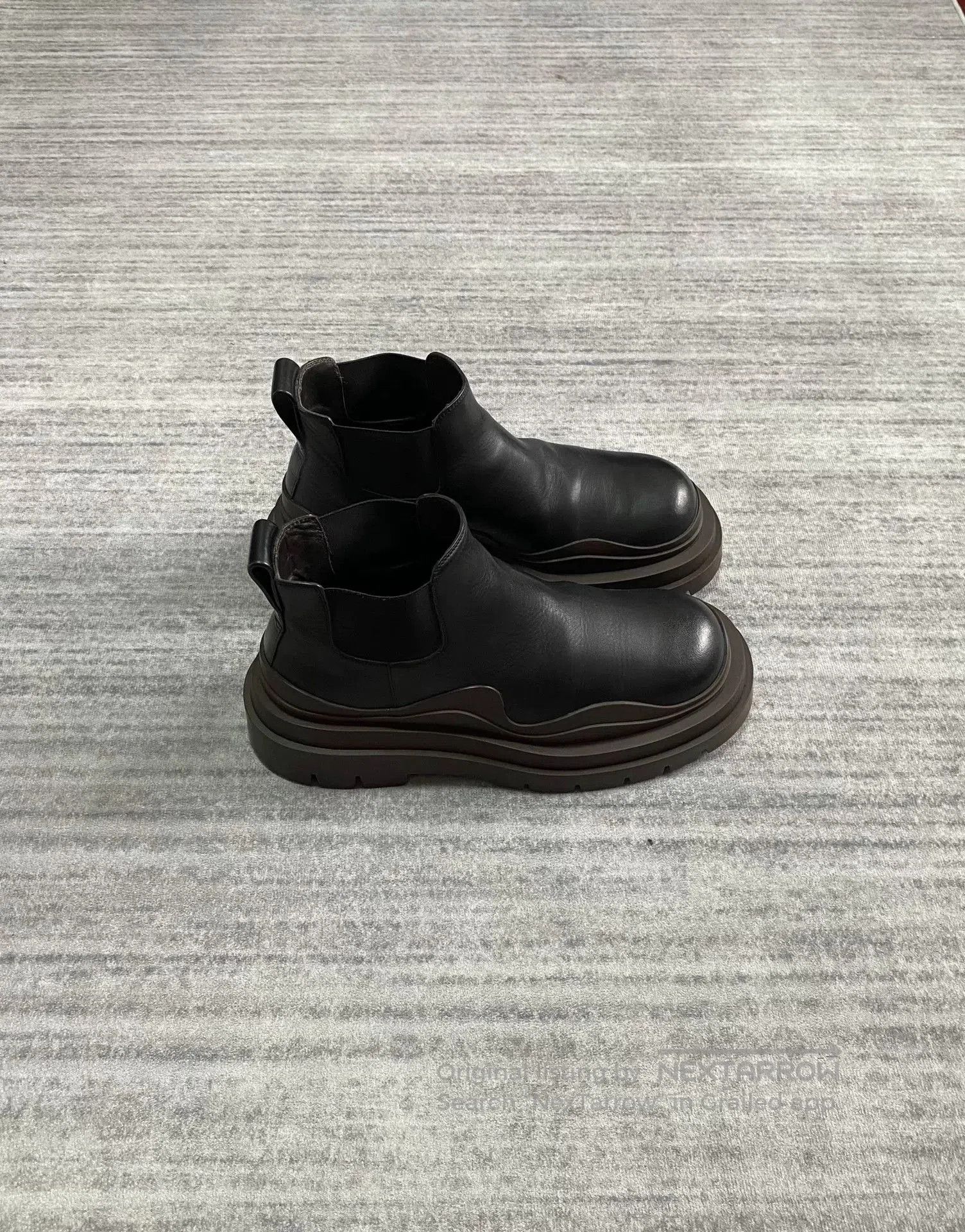 Bottega Veneta bottega veneta black chunky leather boots. Size US 8 / EU 41 - 2 Thumbnail