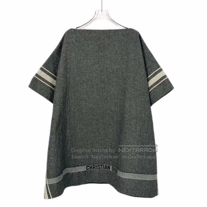 Dior christian dior gray striped wool poncho coat. Size US S / EU 44-46 / 1 - 1 Thumbnail