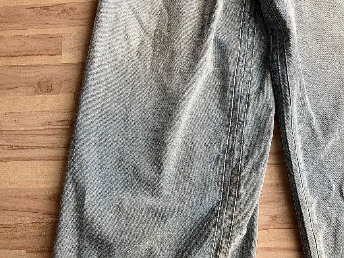 Vetements Vetements: Big Shape Jeans Light/ Ice Blue Size US 31 - 8 Thumbnail