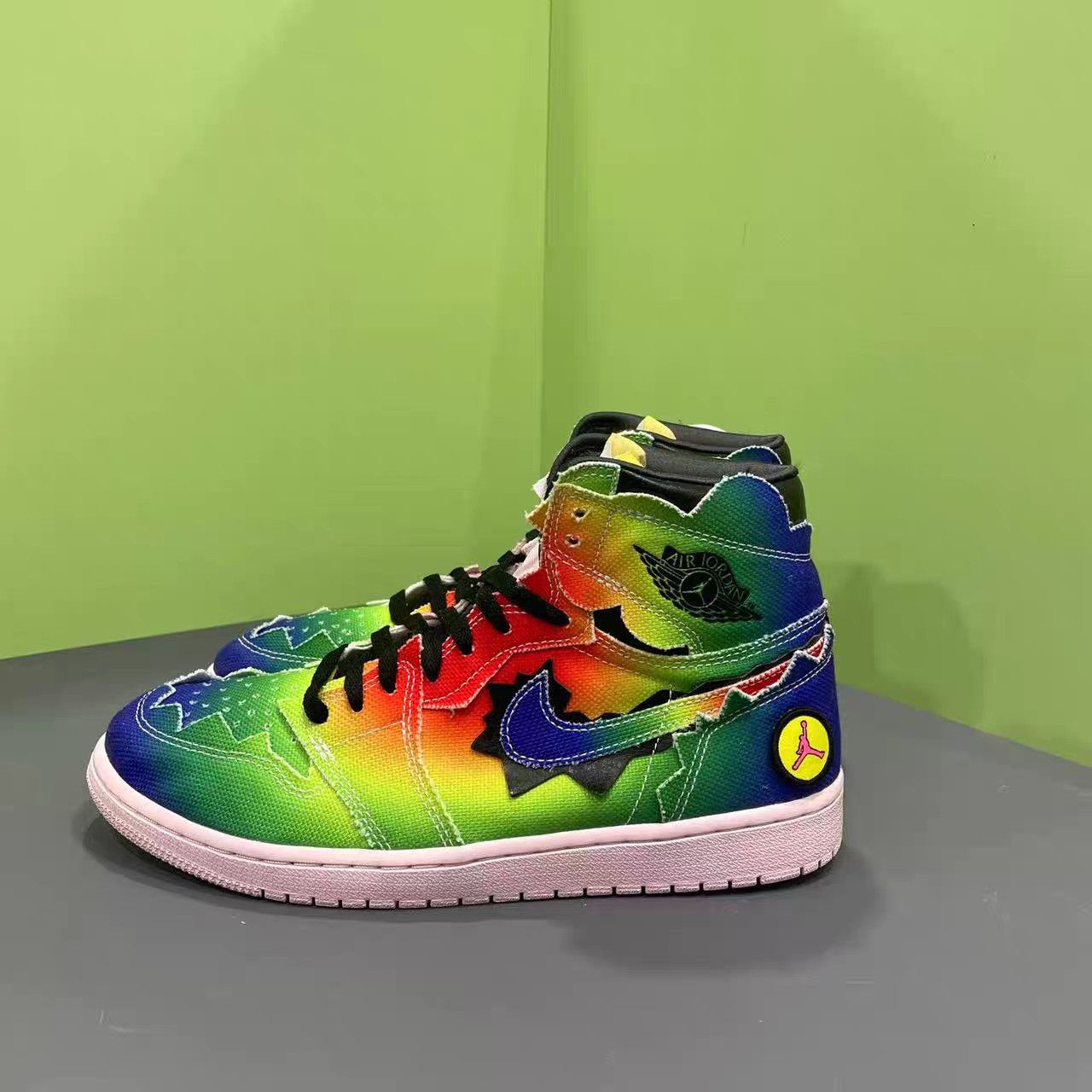 Jordan Brand J Balvin x Air Jordan 1 Rainbow Tie-Dye K15 Size US 10 / EU 43 - 1 Thumbnail