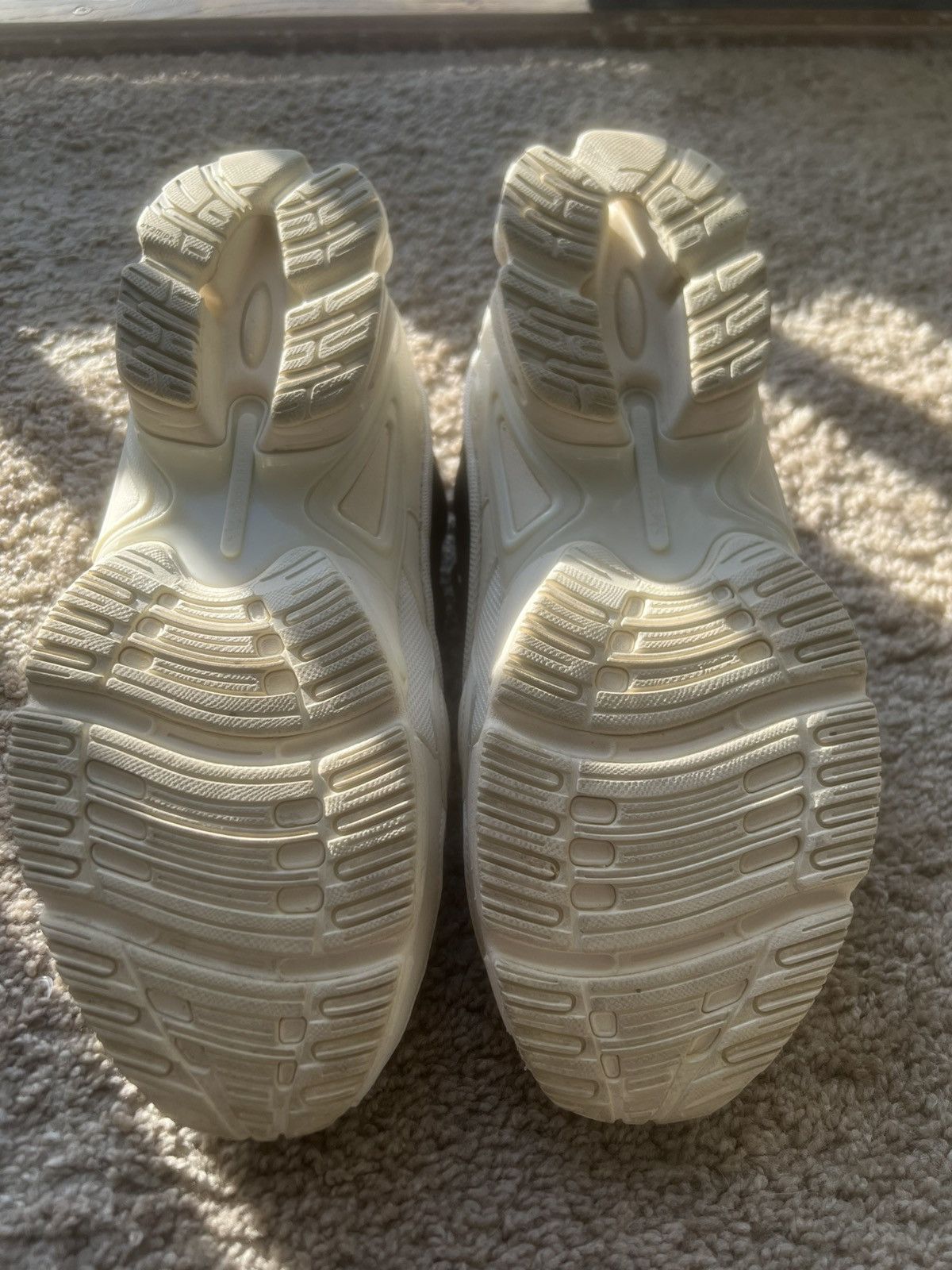 Raf Simons RAF Simons ozweego black/cream Size US 10 / EU 43 - 7 Thumbnail