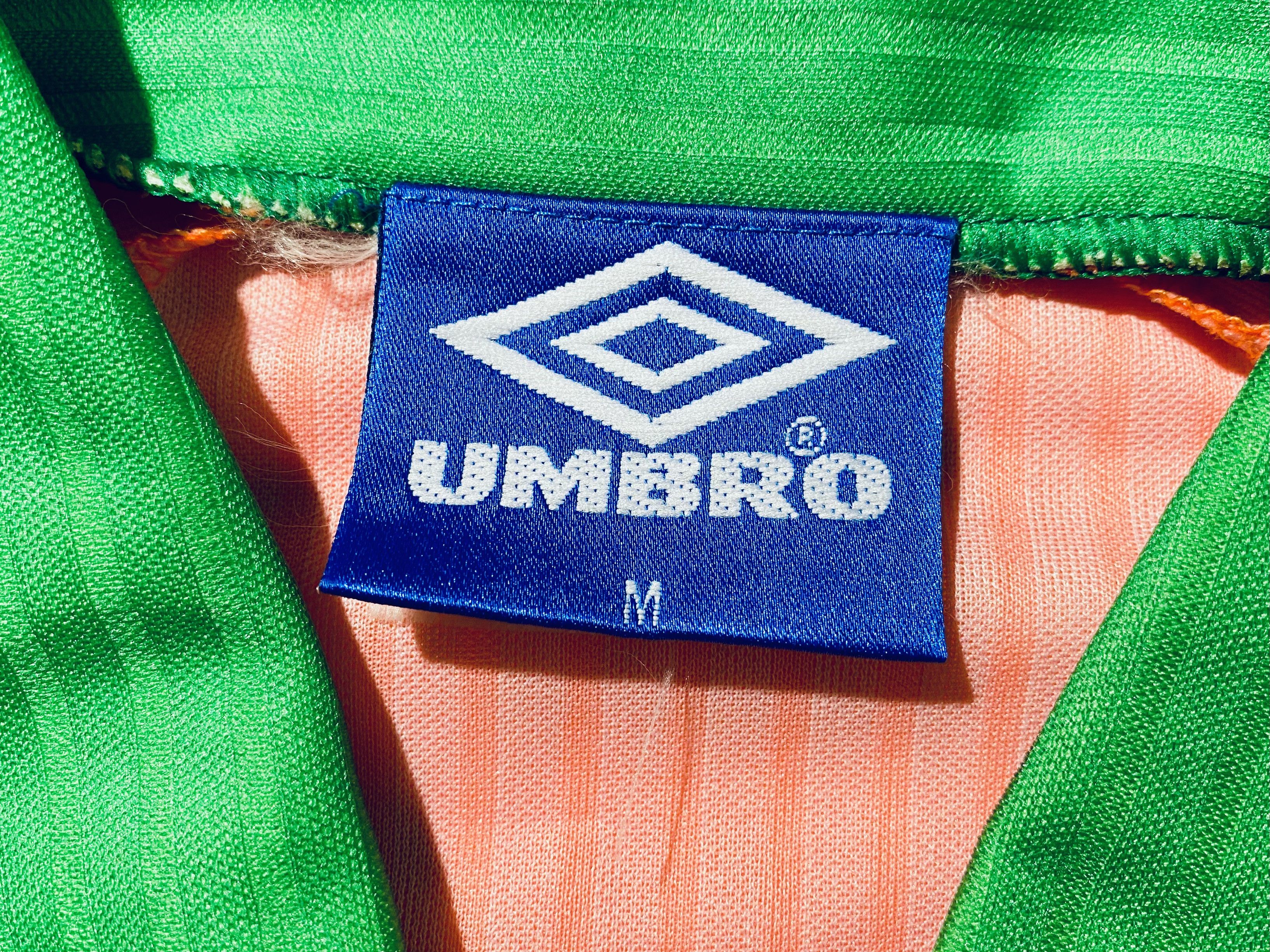 Umbro Ireland 1996 - 1998 Away Jersey 96/98 Size US M / EU 48-50 / 2 - 8 Thumbnail