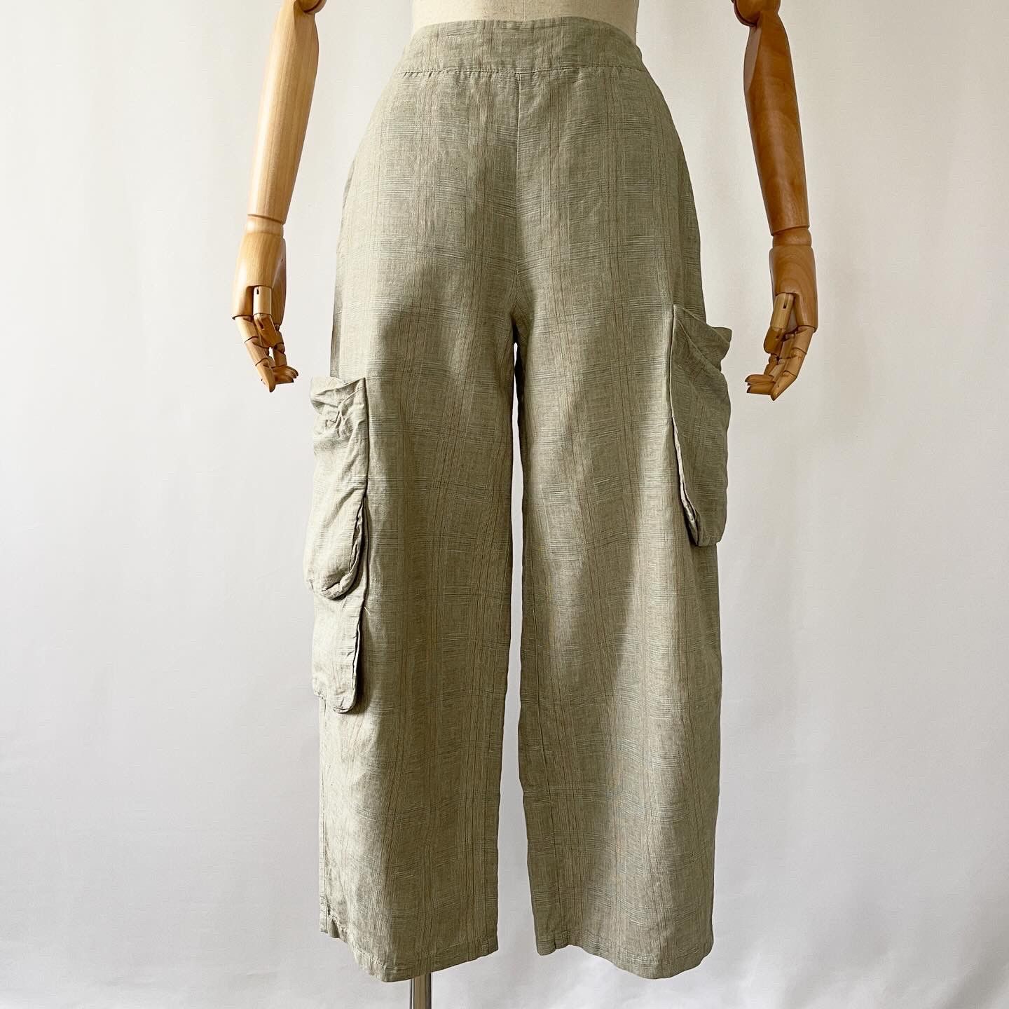 image of Lilith Paris Pants Size S in Sand, Women's