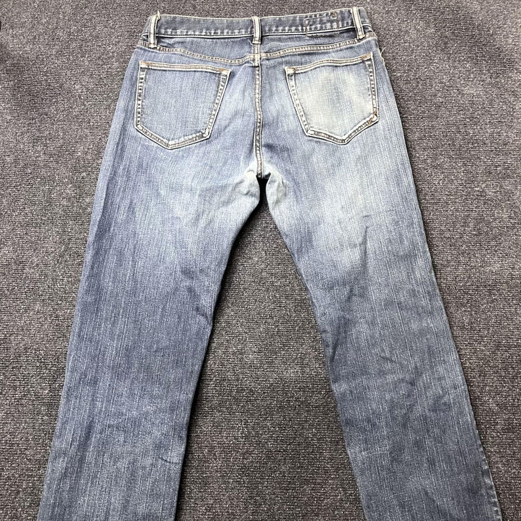 Banana Republic Banana Republic Straight Jeans Mens 33x30 Medium Wash Blue Denim Distressed Straight Leg Jeans Mens Size US 33 - 6 Thumbnail