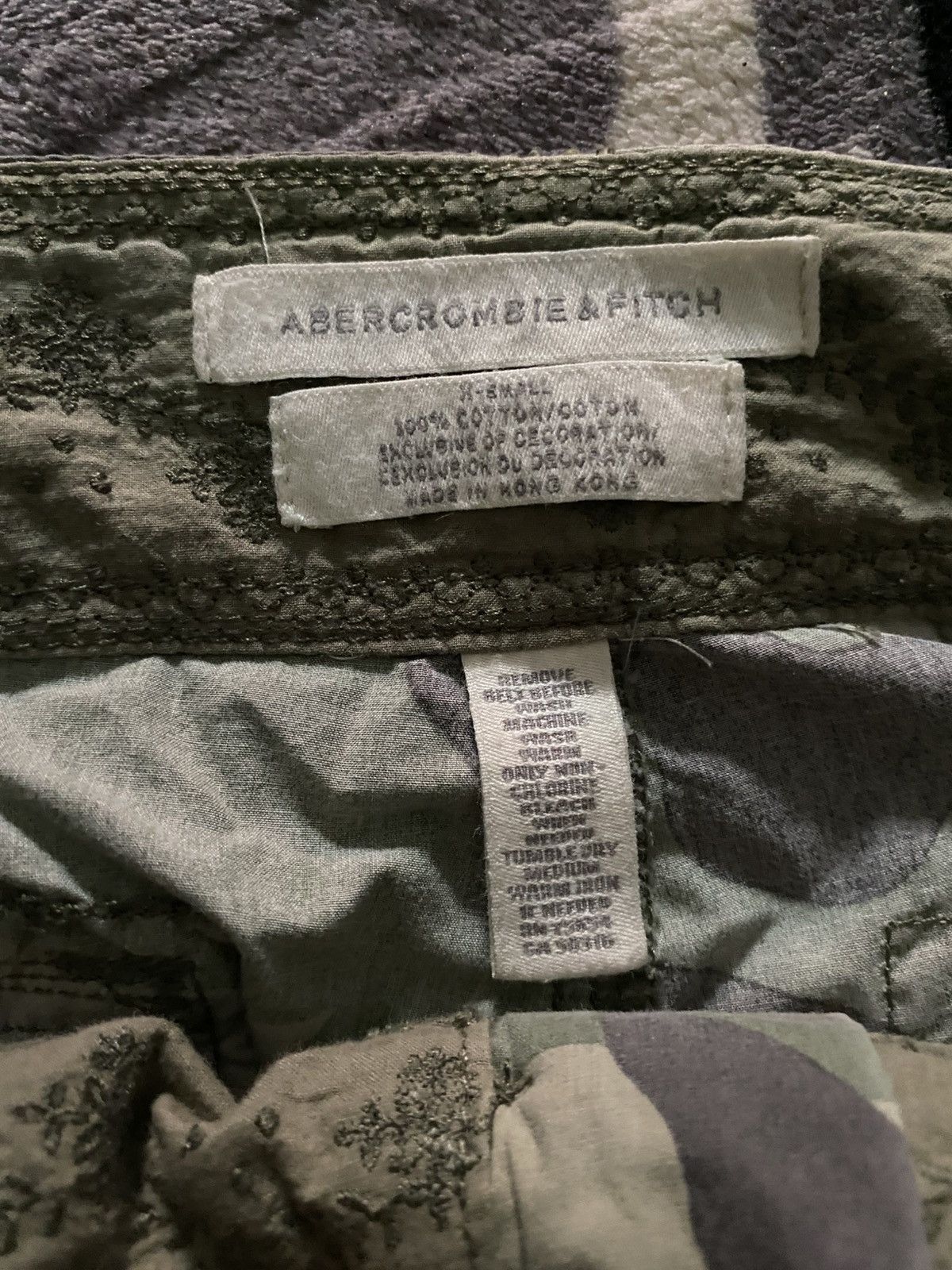 If Six Was Nine × Japanese Brand × Le Grande Bleu (L.G.B.) 2000s abercrombie & fitch flared camo pants goa style Size US 27 - 5 Thumbnail