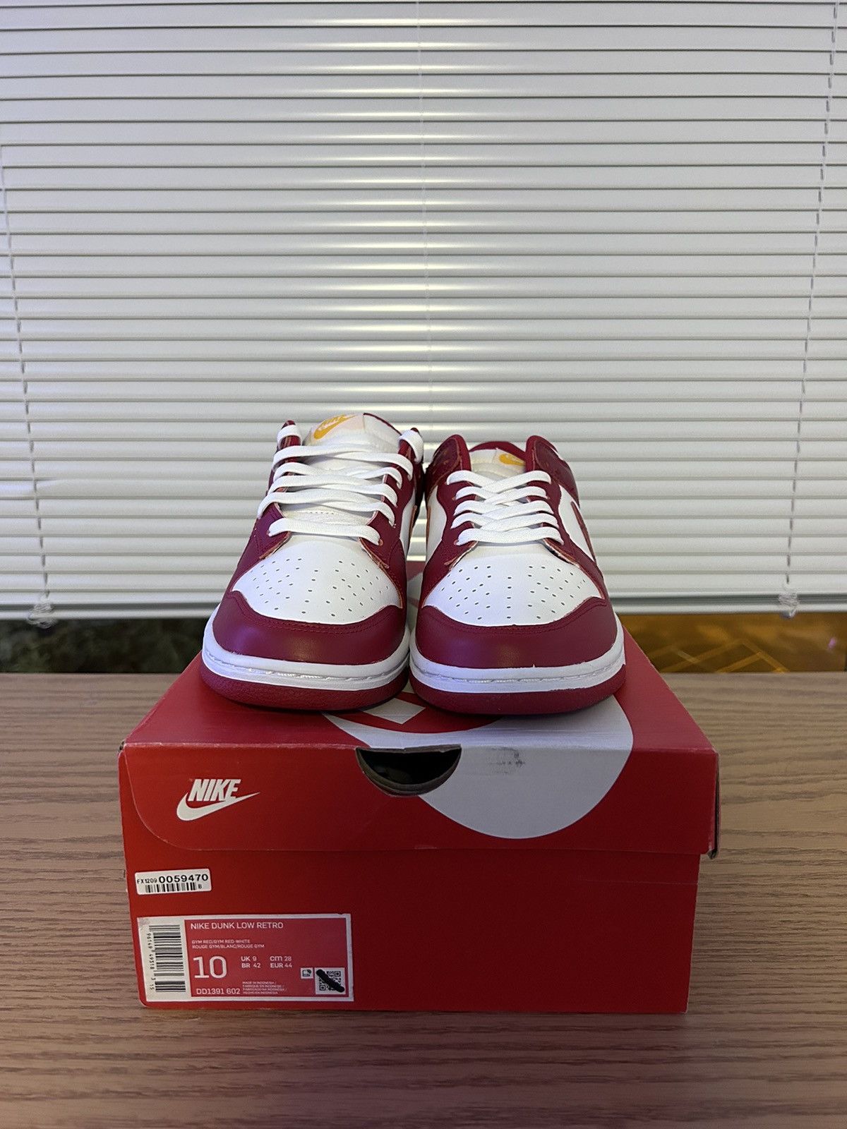 Nike Nike dunk low USC red gym Size US 10 / EU 43 - 4 Thumbnail