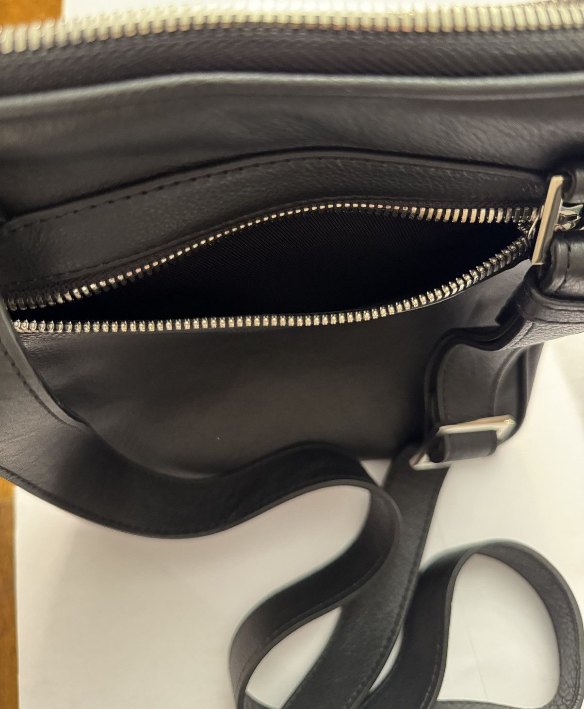 Barneys New York Barneys New York Men’s Crossbody Bag Size ONE SIZE - 9 Thumbnail