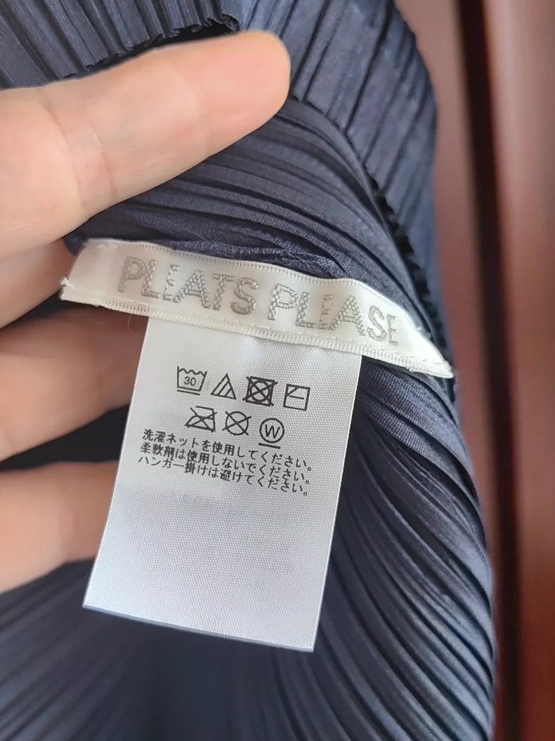 Issey Miyake Issey Miyake size:one size Navy blue space rock short-slee Size S / US 4 / IT 40 - 5 Thumbnail