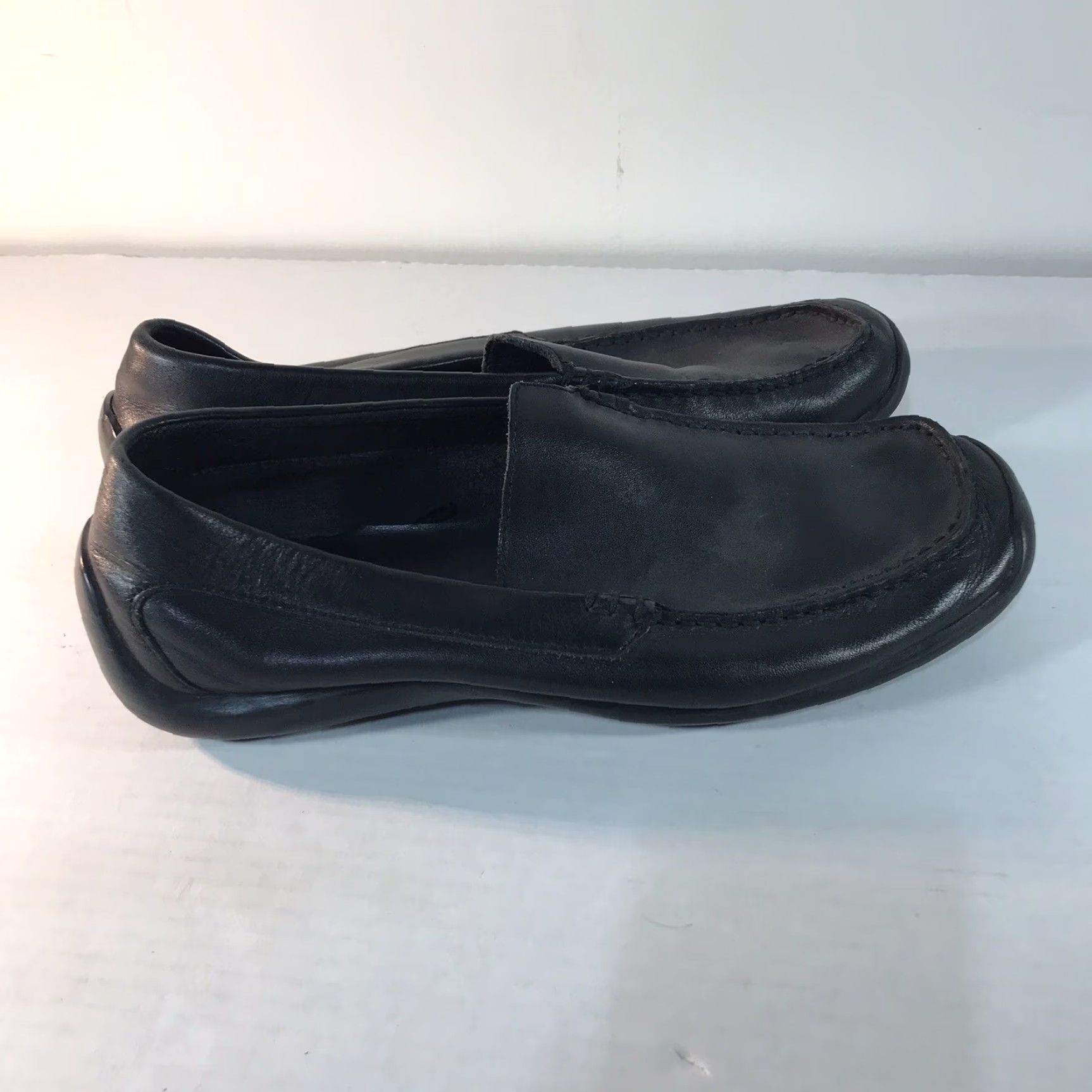 Banana Republic Banana Republic Black Leather Loafers Mens Size 9 Slip On Round Toe Size US 9 / EU 42 - 2 Thumbnail