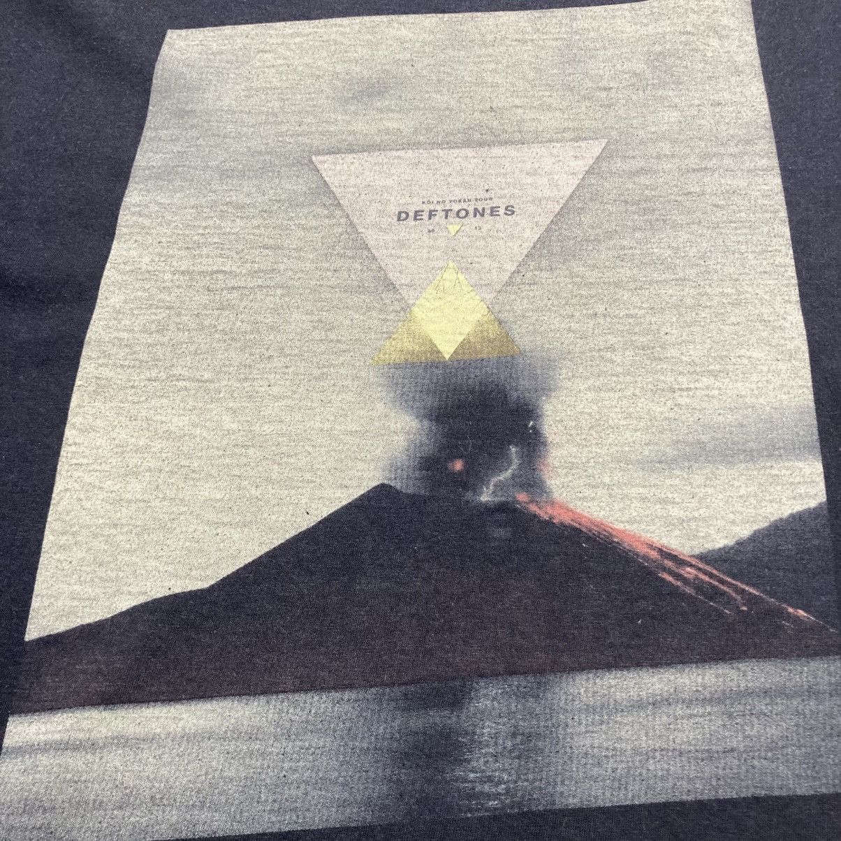 Band Tees vintage y2k deftones koi no yokan nu metal rock band tee Size US L / EU 52-54 / 3 - 2 Thumbnail