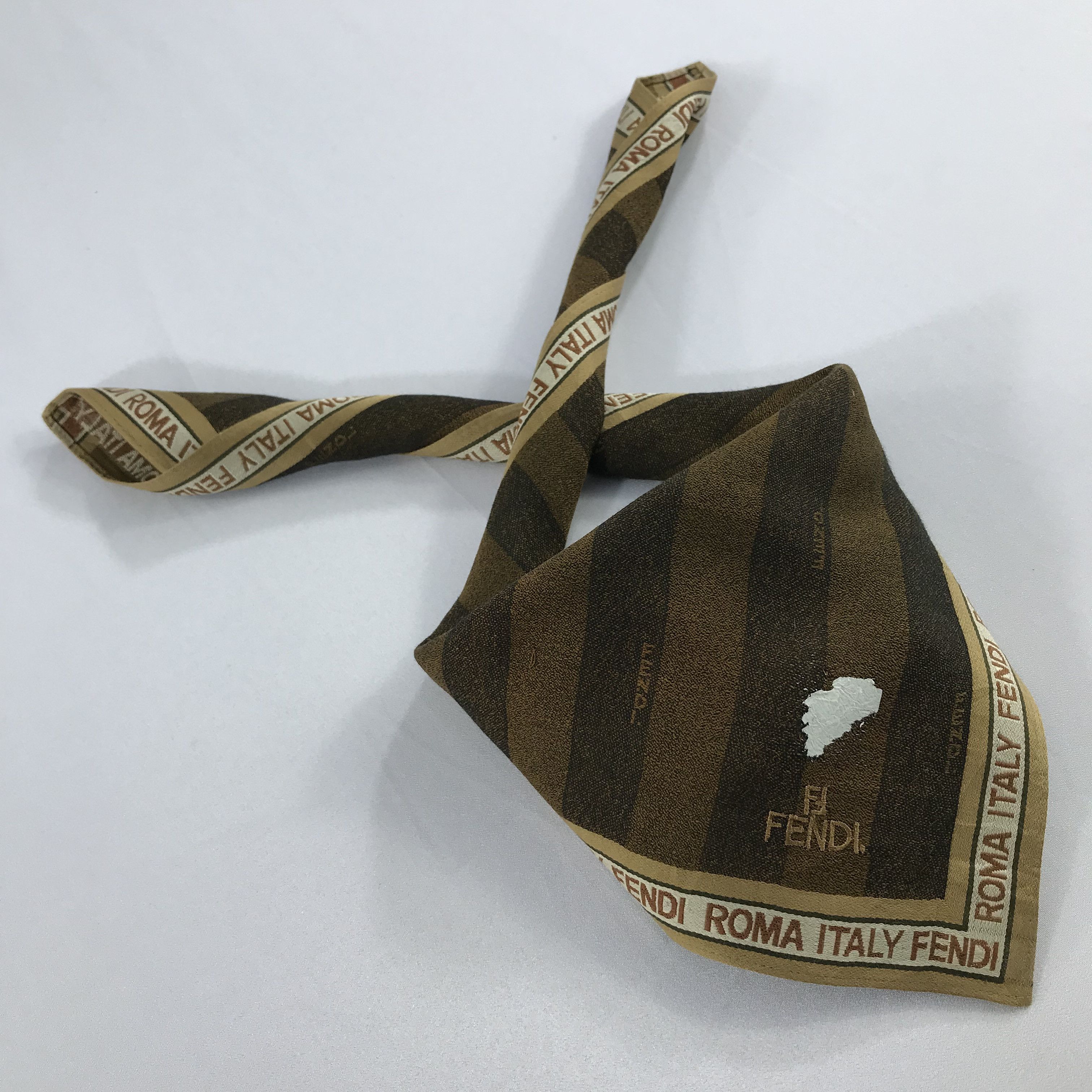 Vintage Vintage Fendi Bandana / Handkerchief / Neckerchief - S2105 Size ONE SIZE - 4 Thumbnail
