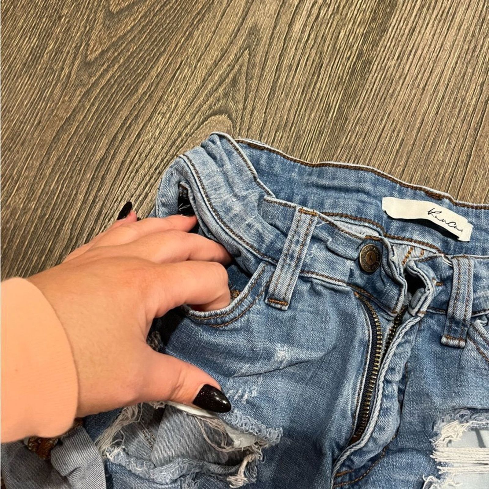Vintage Kancan Women's Shorts Distressed Frayed Cuffed Hem Size 24 Size 24" / US 00 / IT 34 - 2 Thumbnail