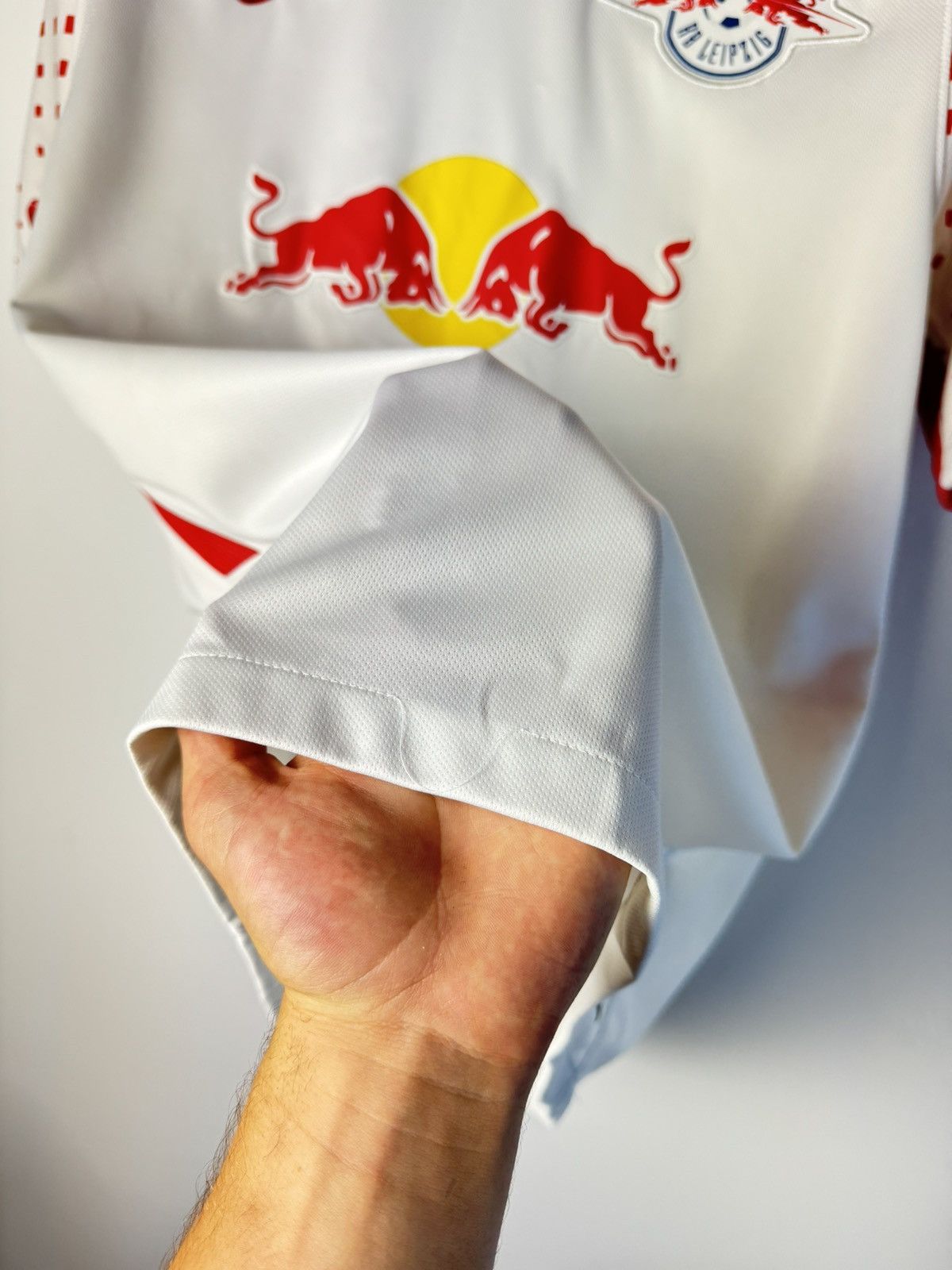 Nike Red Bull Leipzig 2017 2018 Home Shirt Soccer Jersey Nike Size US M / EU 48-50 / 2 - 11 Thumbnail