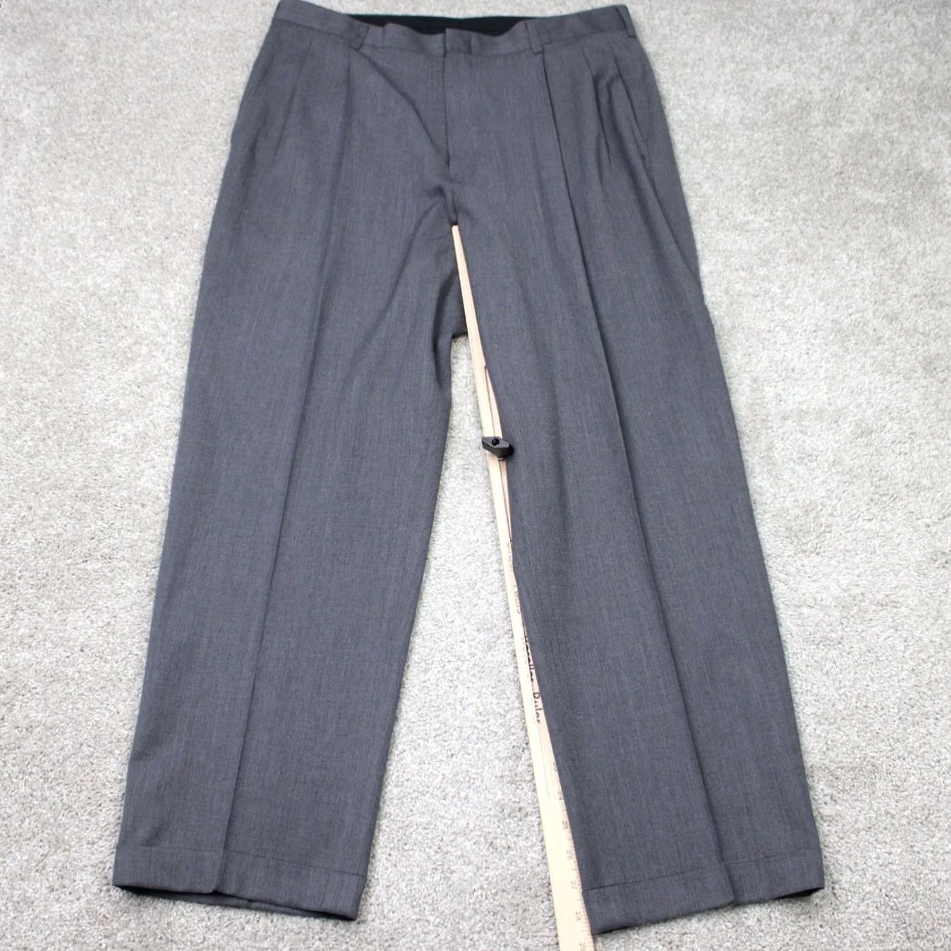Jos. A. Bank Jos. A. Bank Pants Mens 33x29 Gray 100% Wool Pleated Cuffed Traveler Collection Dress Pants Regular Slim? No, keep as is Size US 33 - 2 Thumbnail