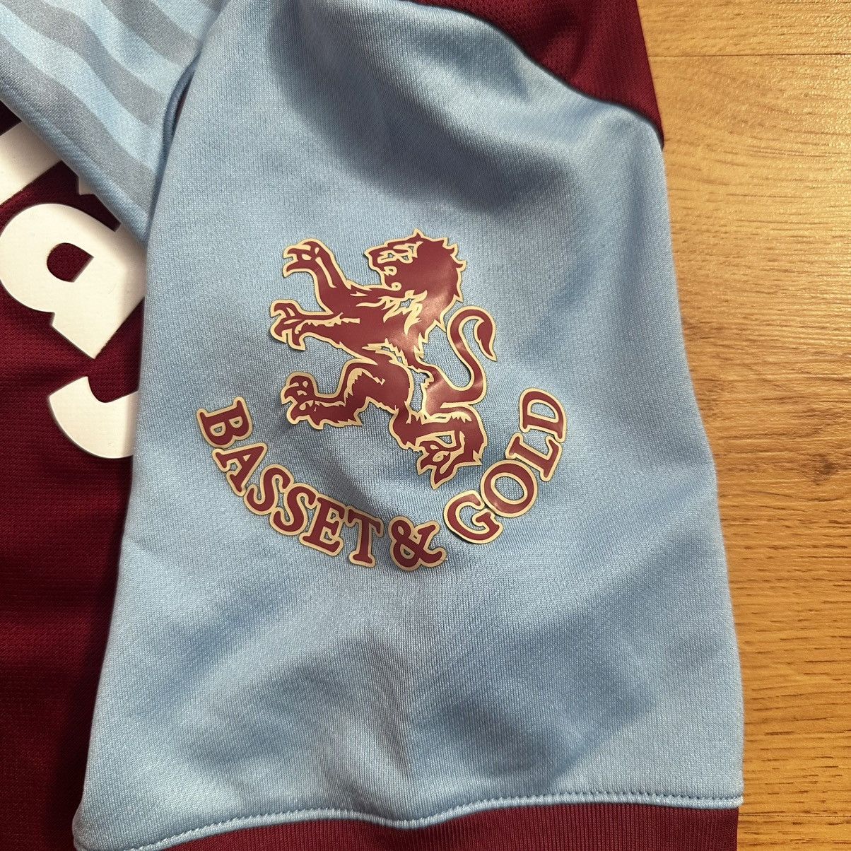 Umbro × Vintage Vintage West Ham 2019-2020 Umbro Jersey Size US M / EU 48-50 / 2 - 6 Thumbnail