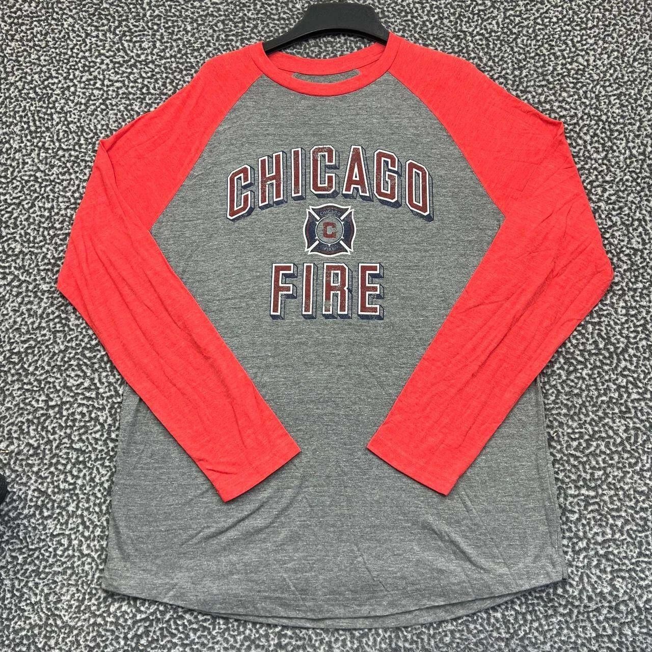 Other Chicago Fire Shirt Men Fanatics Long Sleeve Crew Neck New L Size US L / EU 52-54 / 3 - 1 Thumbnail