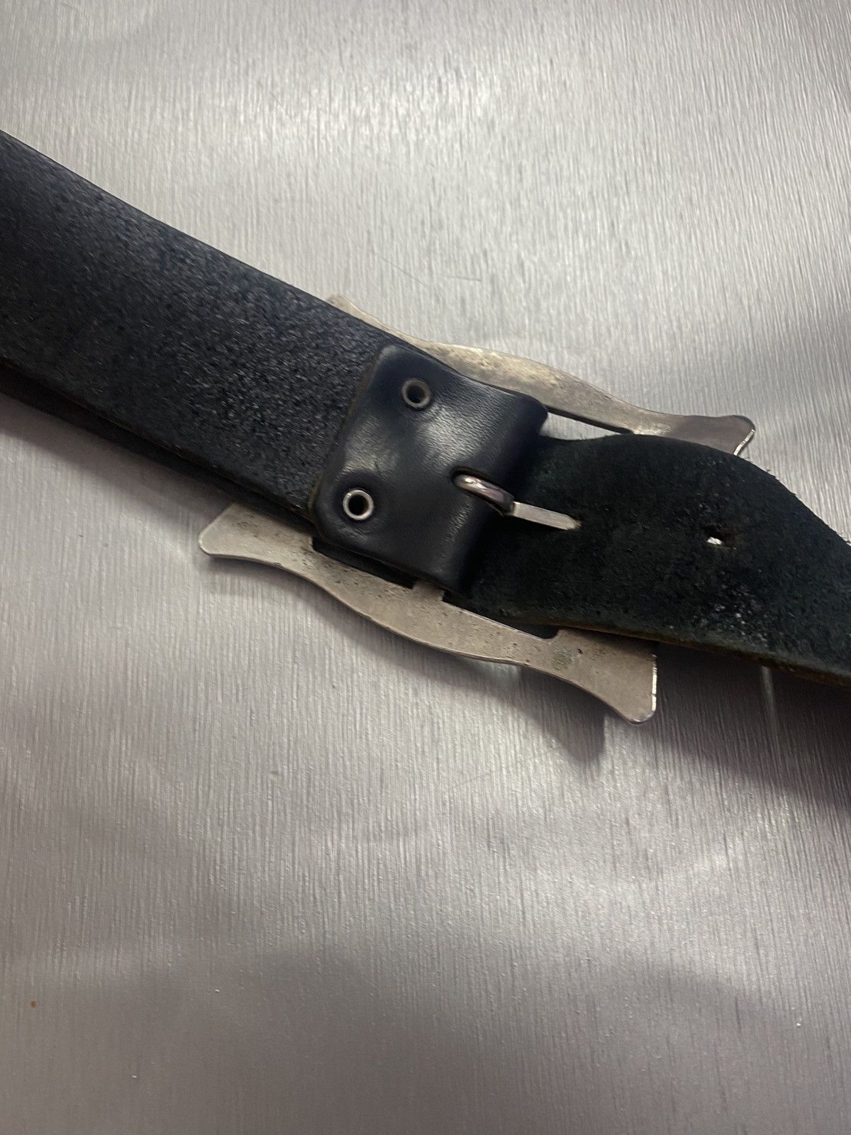 Vintage Leather belt with metal buckle Size ONE SIZE - 8 Thumbnail