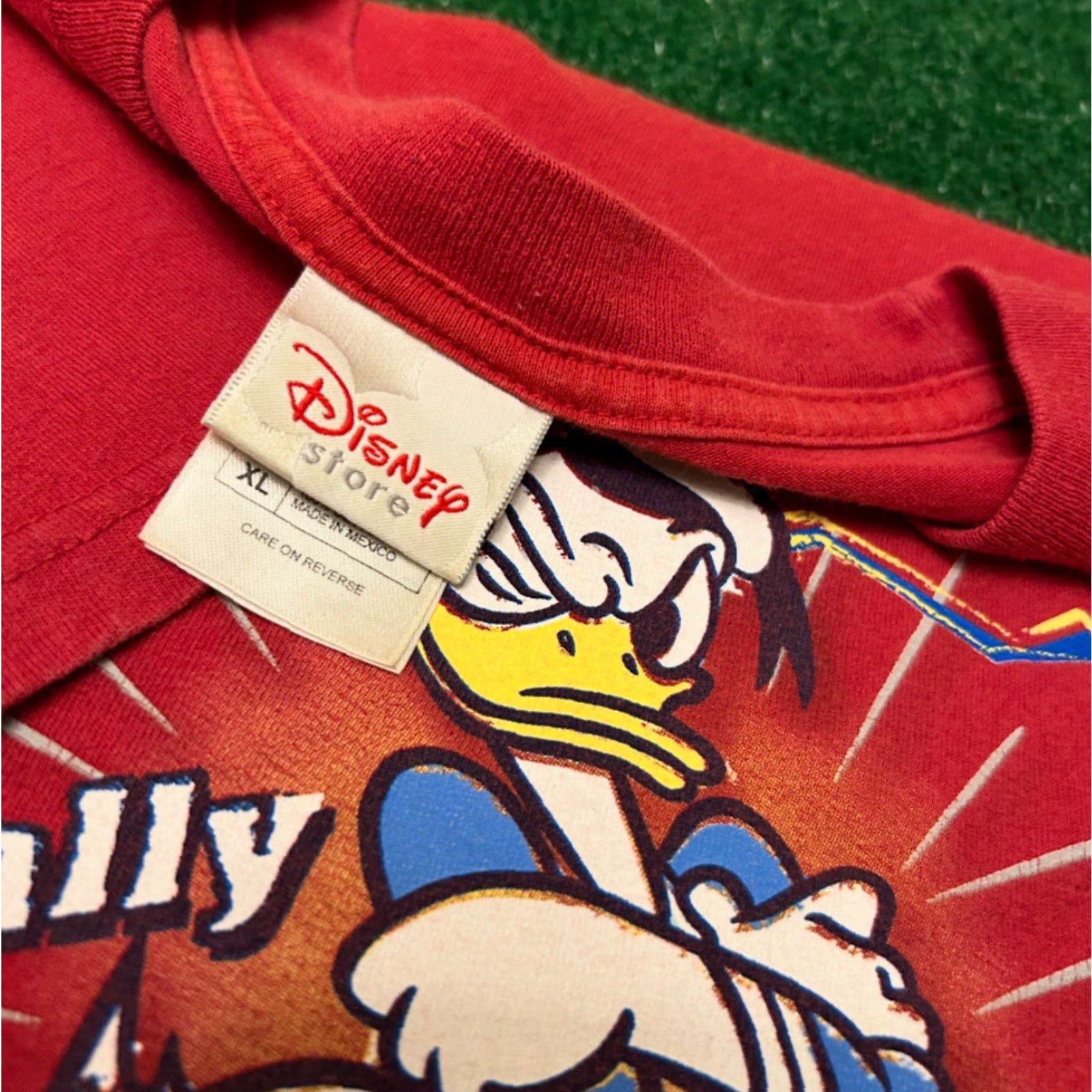 Disney VINTAGE Disney Donald Duck Totally Quacked Cartoon VTG Shirt Mens XL Red 90s Cartoon Hip Hop Shirt Mens XL Size US XL / EU 56 / 4 - 2 Thumbnail