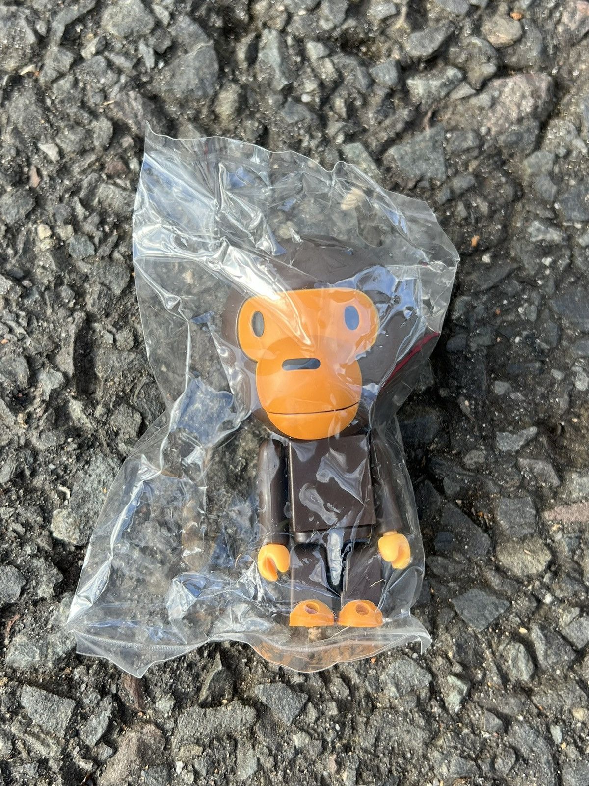 Bape Baby Milo Kubrick Size ONE SIZE - 2 Thumbnail