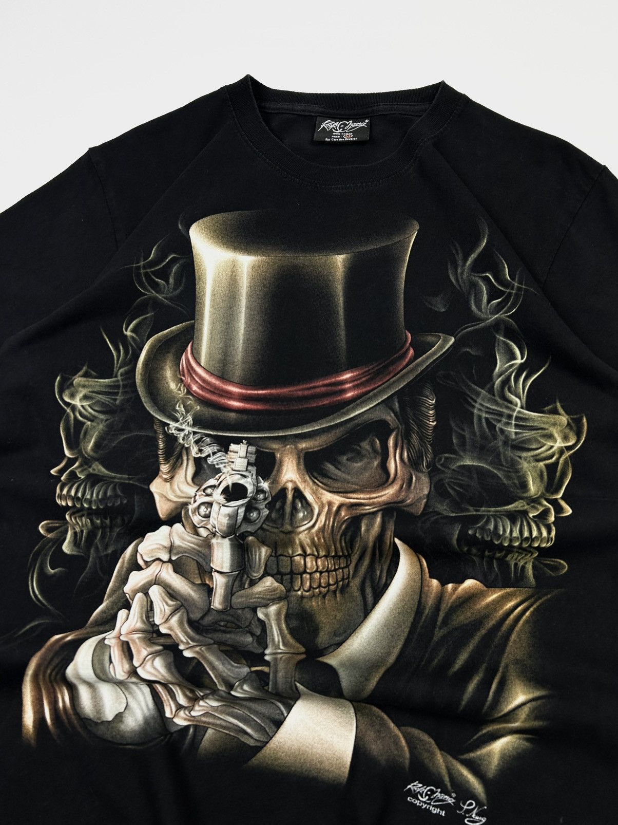 Vintage Vintage Rock Chang tee Skull Gun T-shirt y2k Size US M / EU 48-50 / 2 - 6 Thumbnail