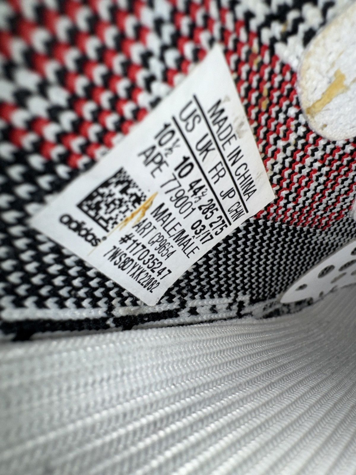 Adidas Adidas Yeezy Boost 350 V2 “Zebra,” Men’s 10.5 with Box Size US 10.5 / EU 43-44 - 8 Thumbnail