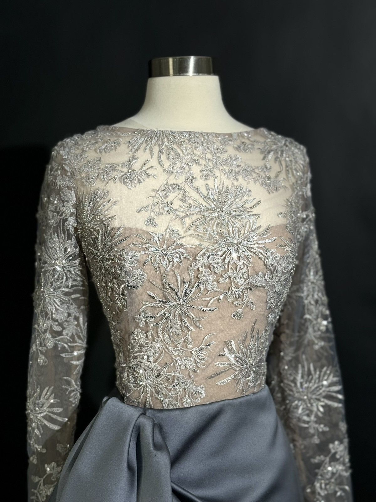Marchesa Brand New US 8 MARCHESA Evening Gown Size M / US 6-8 / IT 42-44 - 4 Thumbnail