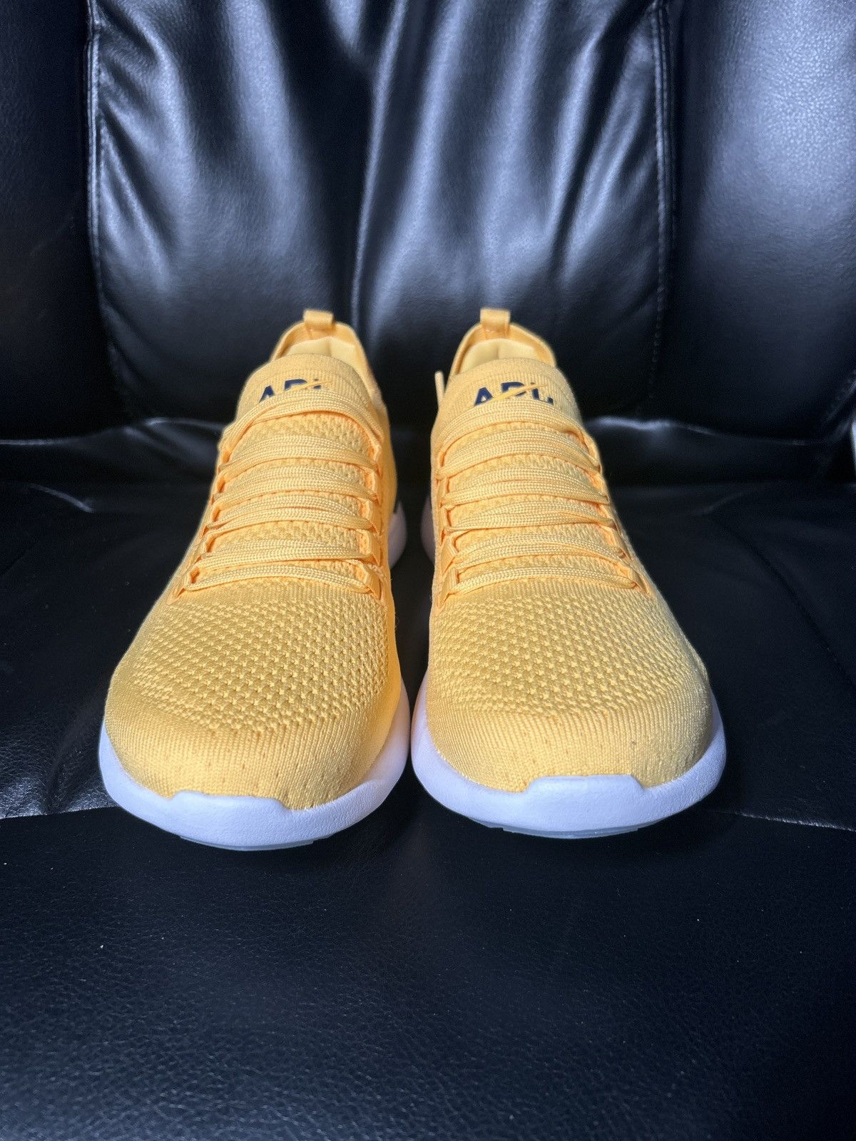 APL APL Techloom Breeze 7.5M/9W Marigold Midnight Size US 7.5 / EU 40-41 - 1 Thumbnail