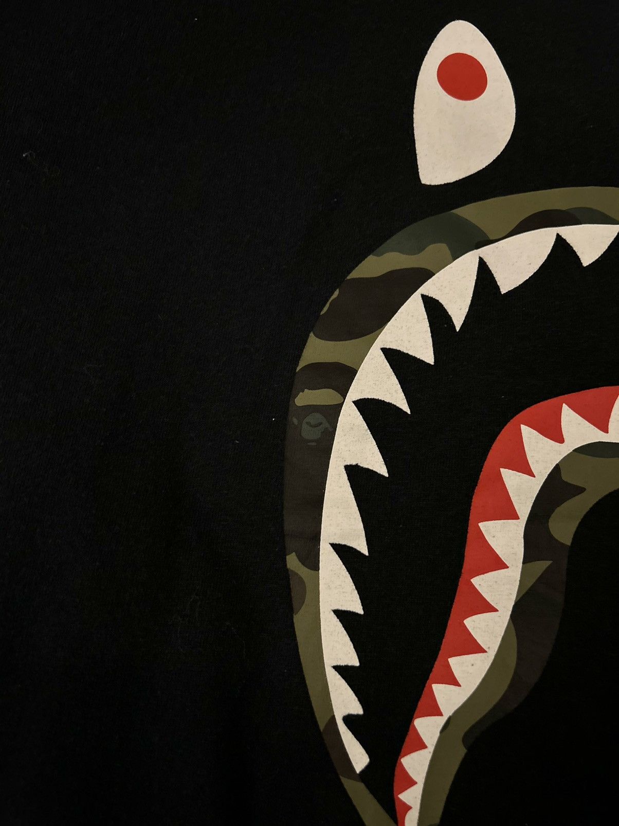 Bape 💥CRAZY💥 BAPE SHARK CAMO HEAD LOGO LININGS TEE Size US XXL / EU 58 / 5 - 3 Thumbnail