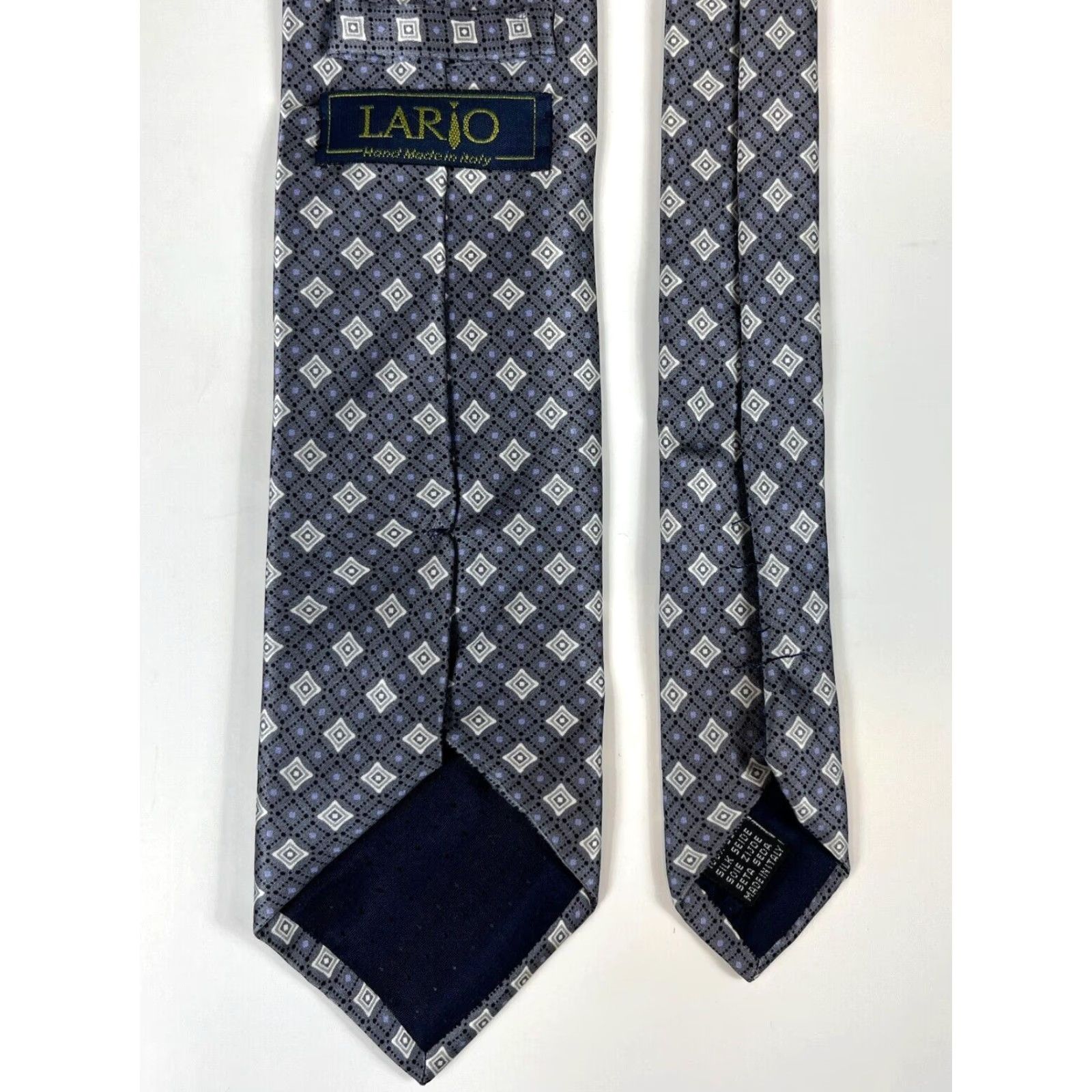 Vintage VINTAGE Men's Lario Luxury Silk Tie Geometric Hand Made in Italy Size ONE SIZE - 5 Thumbnail
