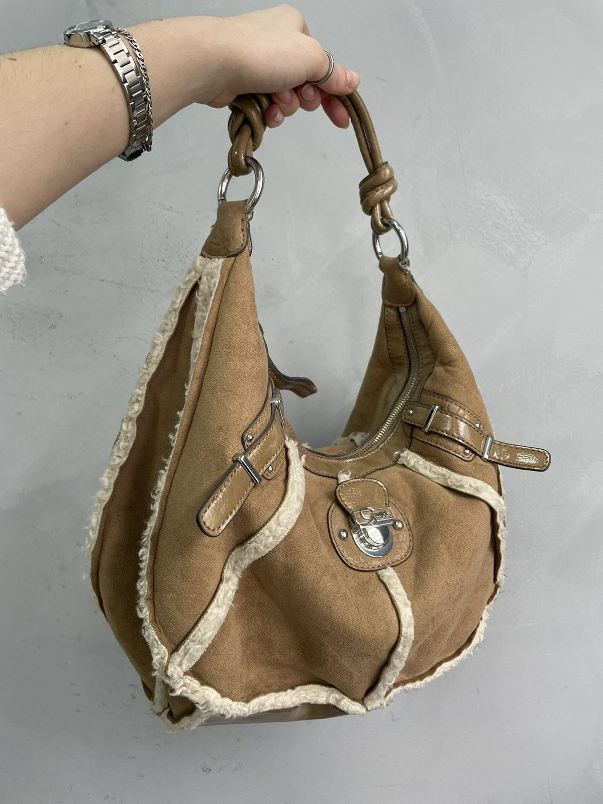 Guess Vintage Guess fashion hand bag fashion hype y2k Size ONE SIZE - 8 Thumbnail