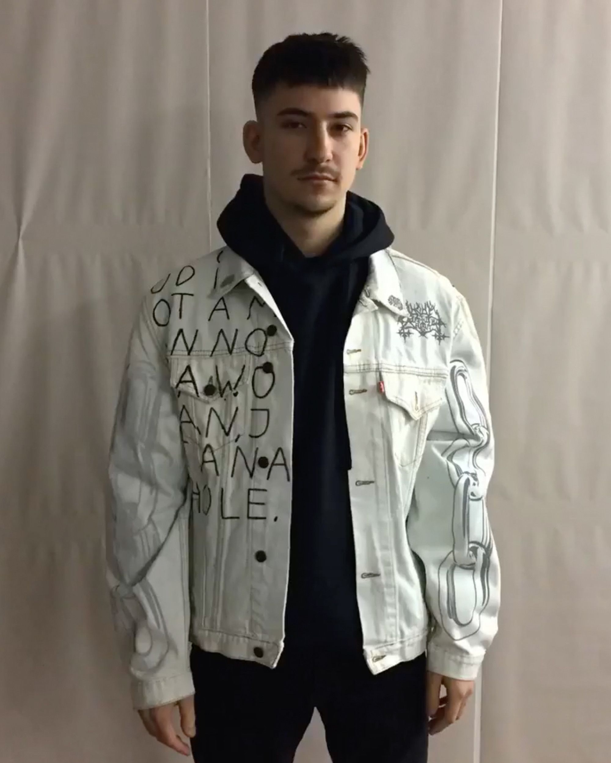 Vintage Sucuk&BratwurstxMaison Hefner 1of1 Printed Denim Jacket Size US L / EU 52-54 / 3 - 1 Thumbnail