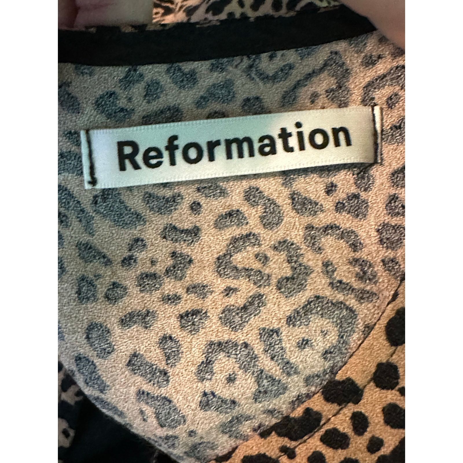 Reformation Reformation Lena Leopard Print Mini Dress size 2 Size XS / US 0-2 / IT 36-38 - 3 Thumbnail