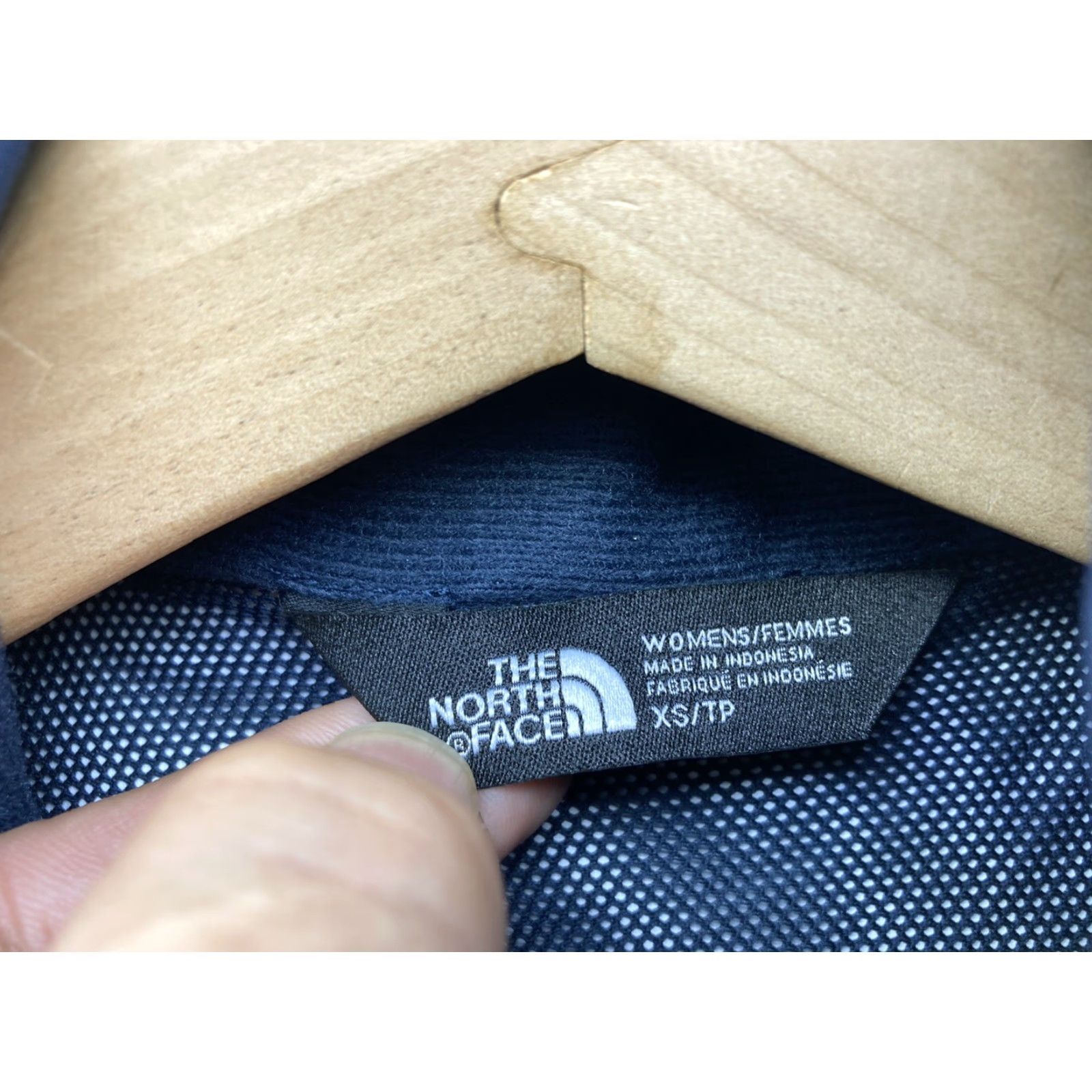The North Face VINTAGE? No, not vintage. The North Face Womens XS Resolve Parka II Blue Coat Parka Womens XS Blue NWT Free Shipping Size XS / US 0-2 / IT 36-38 - 4 Thumbnail