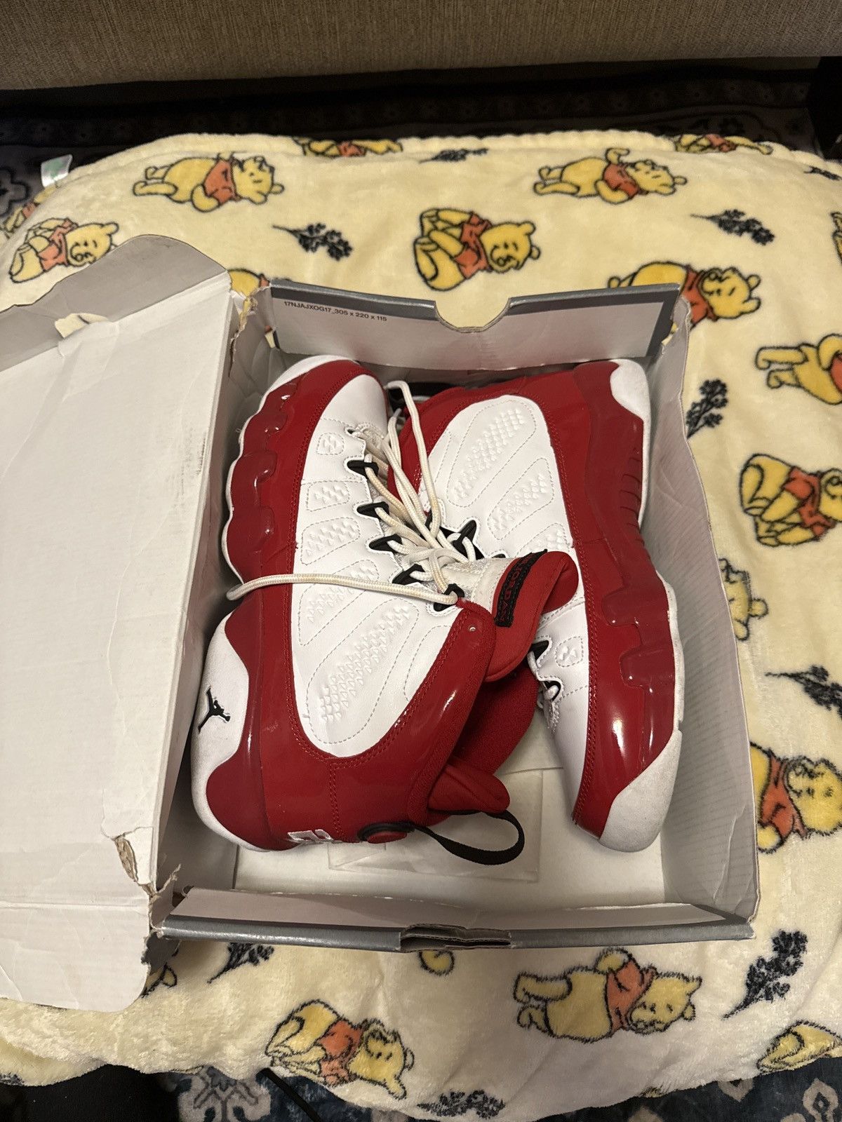 Jordan Brand Red & White 9’s Size US 7 / EU 40 - 5 Thumbnail