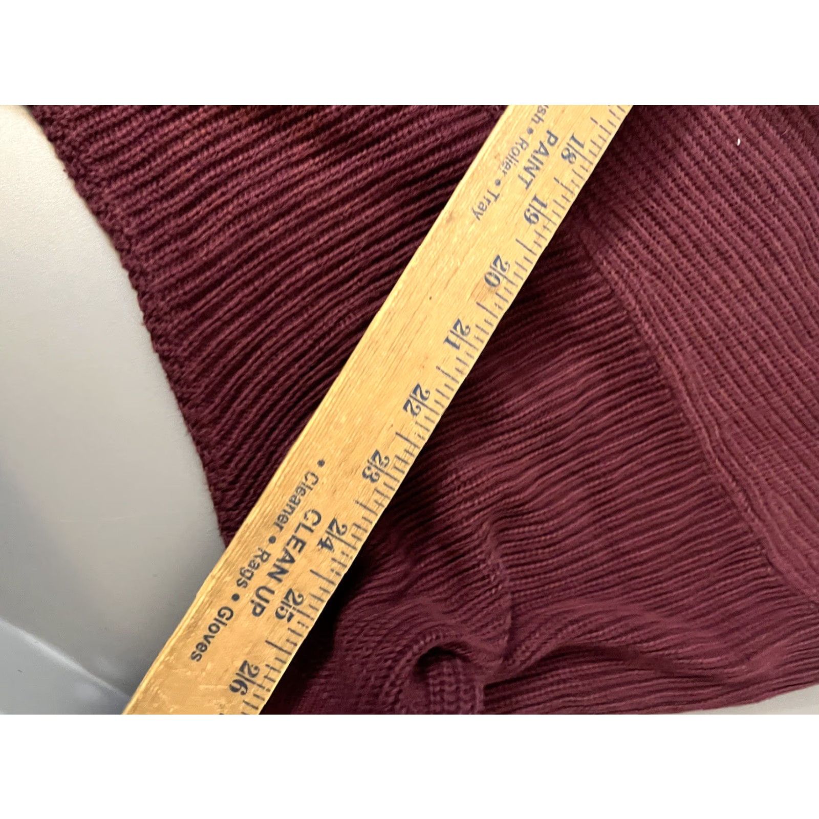 Express Express Womens Small Maroon V Neck Solid 3/4 Sleeve Sweater Top Solid Size S / US 4 / IT 40 - 5 Thumbnail