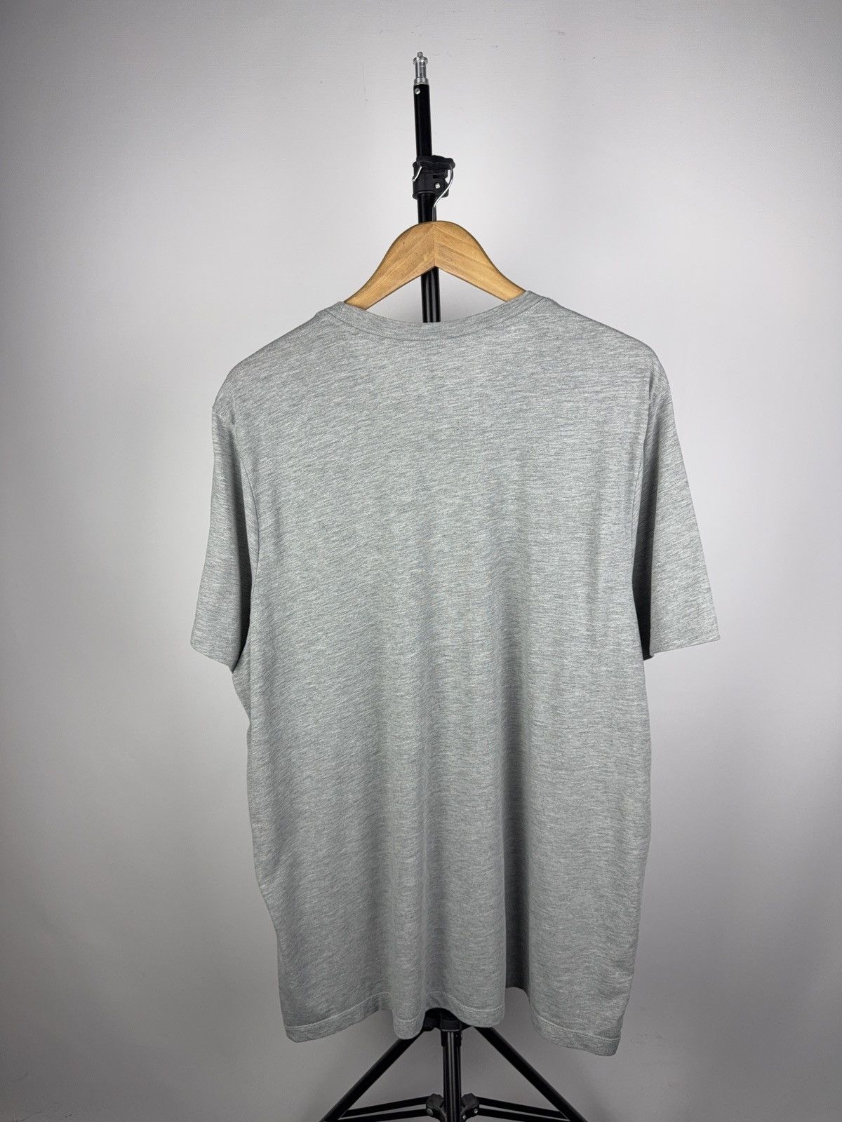 Nike 00s Nike Y2K Dri-FIT Big Logo Athlete Logo Tee Gray 2XL Size US XXL / EU 58 / 5 - 7 Thumbnail