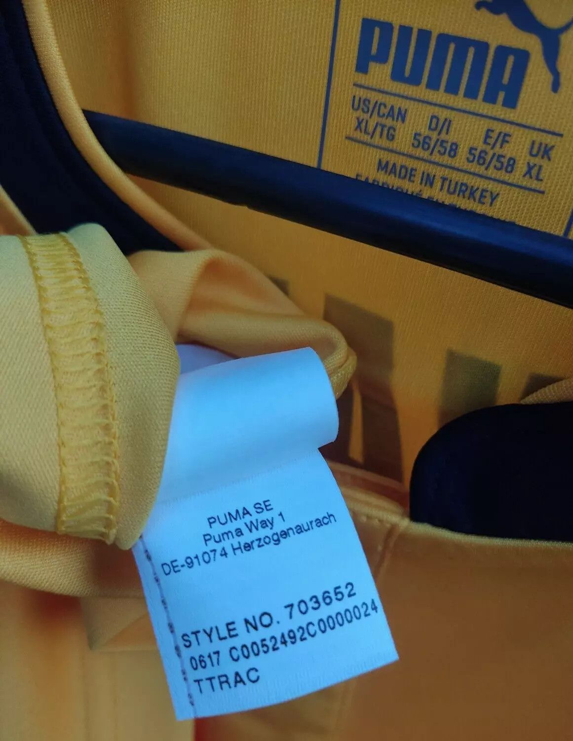 Puma FC Hobro IK Puma Football Home 2017/2018/2019 Jersey Size XL Size US XL / EU 56 / 4 - 7 Thumbnail